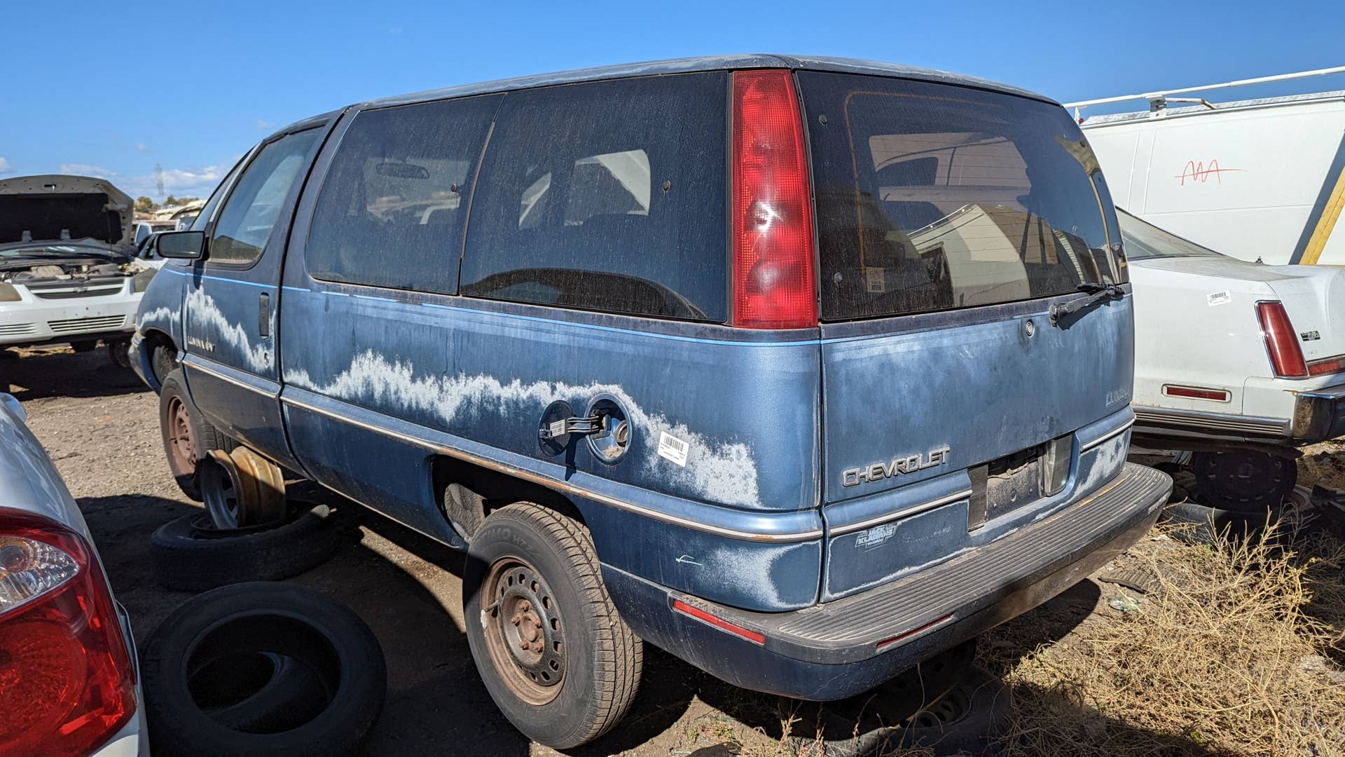 Junkyard Gem: 1990 Chevrolet Lumina APV - Autoblog