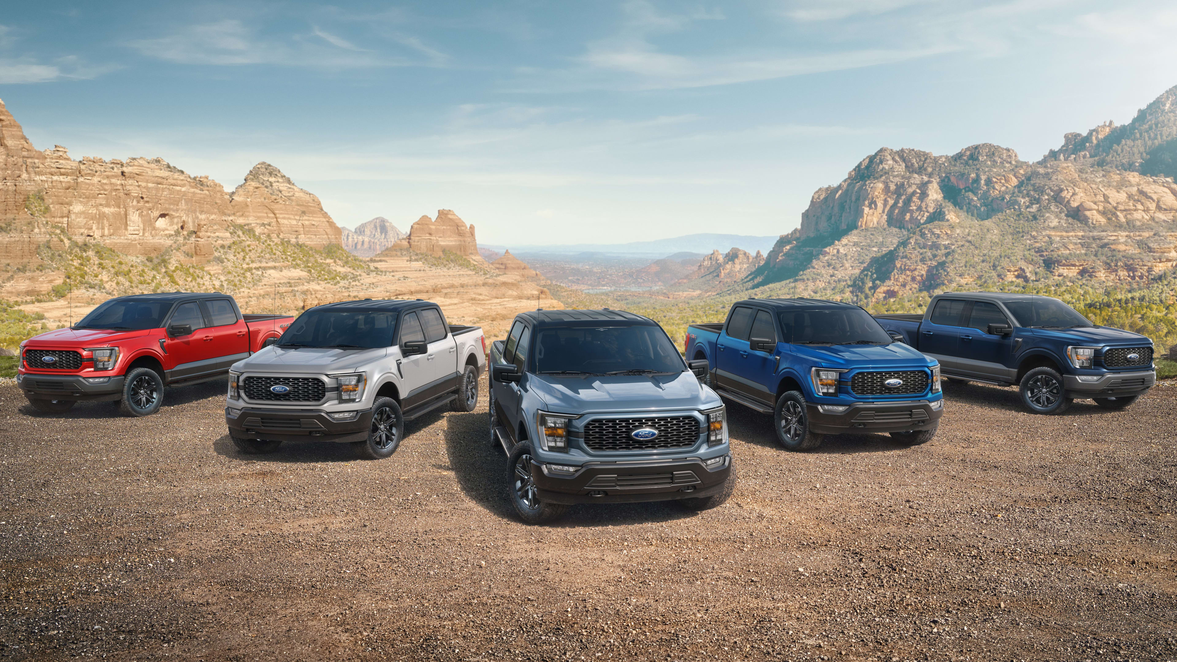 2023 Ford F-150 Heritage Edition family photo