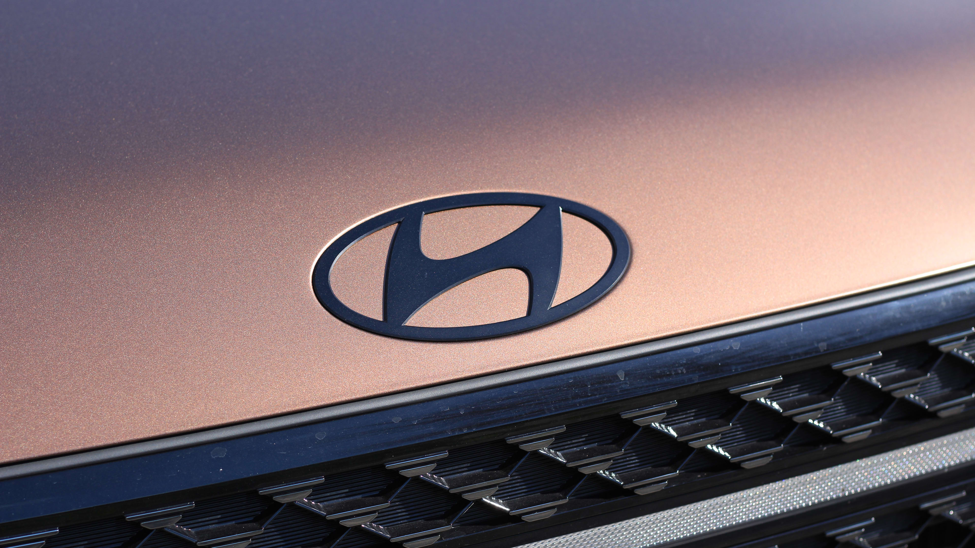 2024 Hyundai Santa Fe Review: Boxy rebrand is a style and utility winner -  Autoblog, image size:3840x2160