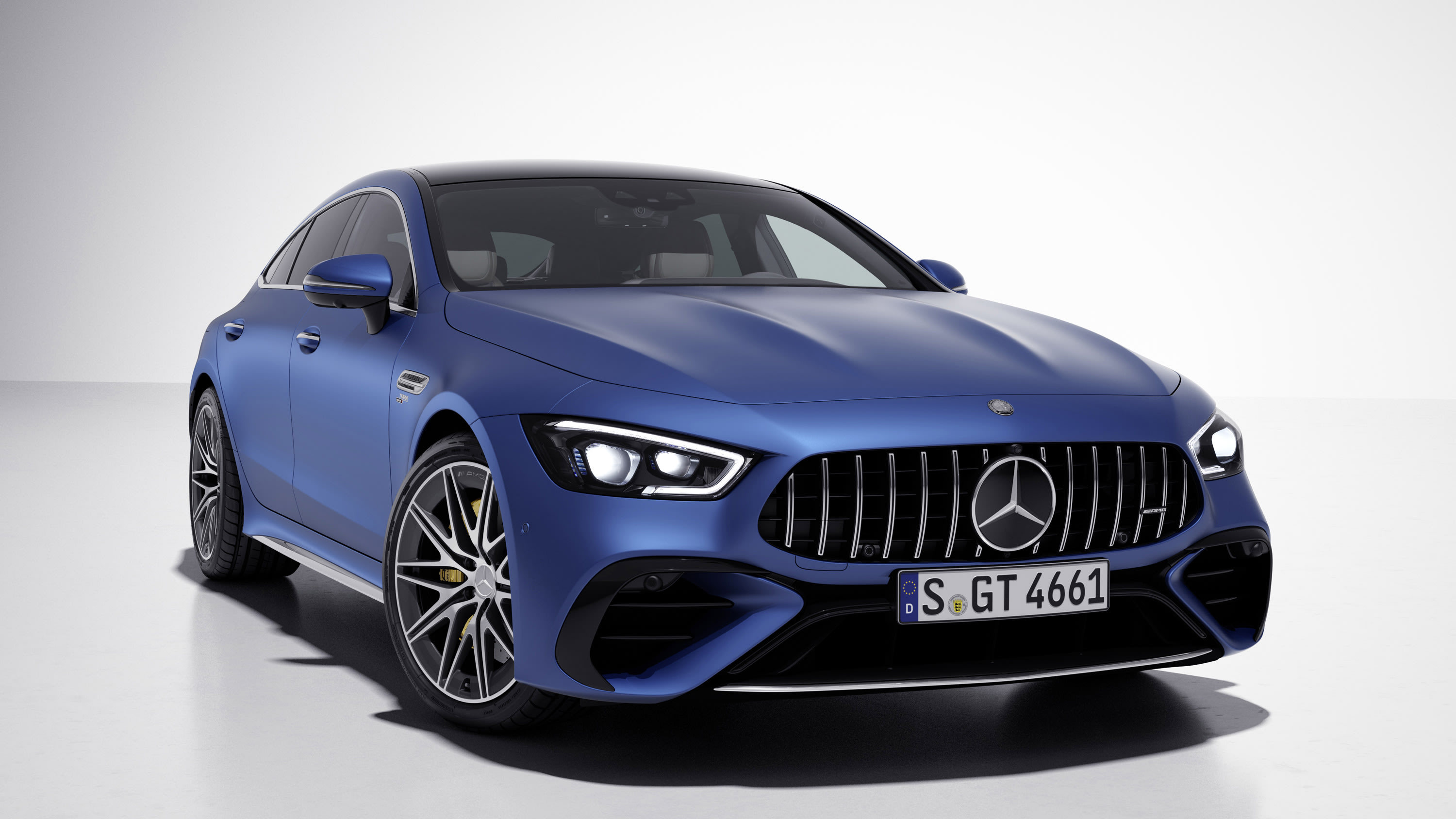 Mercedes-AMG GT マットブルー Mercedes-AMG GT 63 S is a car fit for a superhero | On the Road