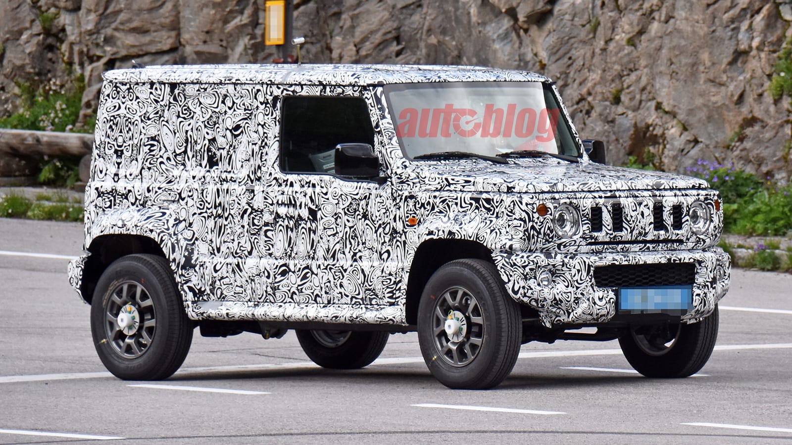 SUZUKI Jimny × 38 explore 38-KT Suzuki Jimny four-door caught in new spy photos - Autoblog