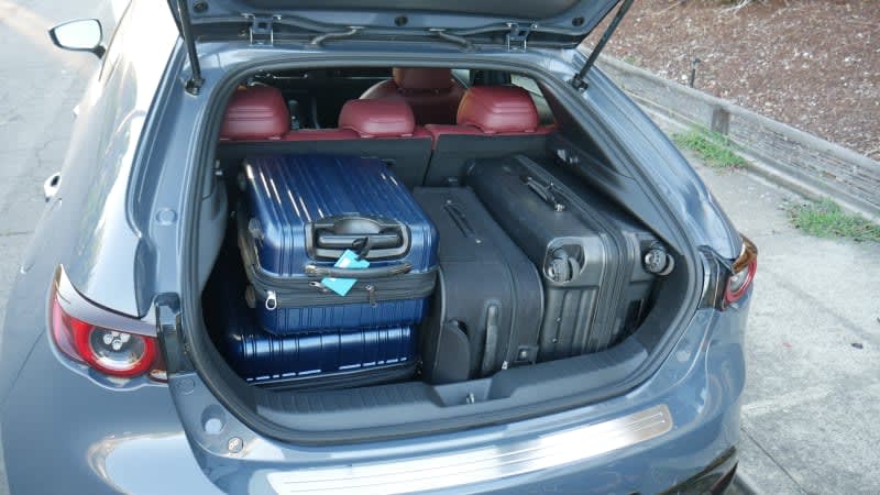 Luggage Area Kit | MAZDA MAZDA3 SEDAN 2020 Luggage Area Kit | MAZDA MAZDA3 SEDAN 2020
