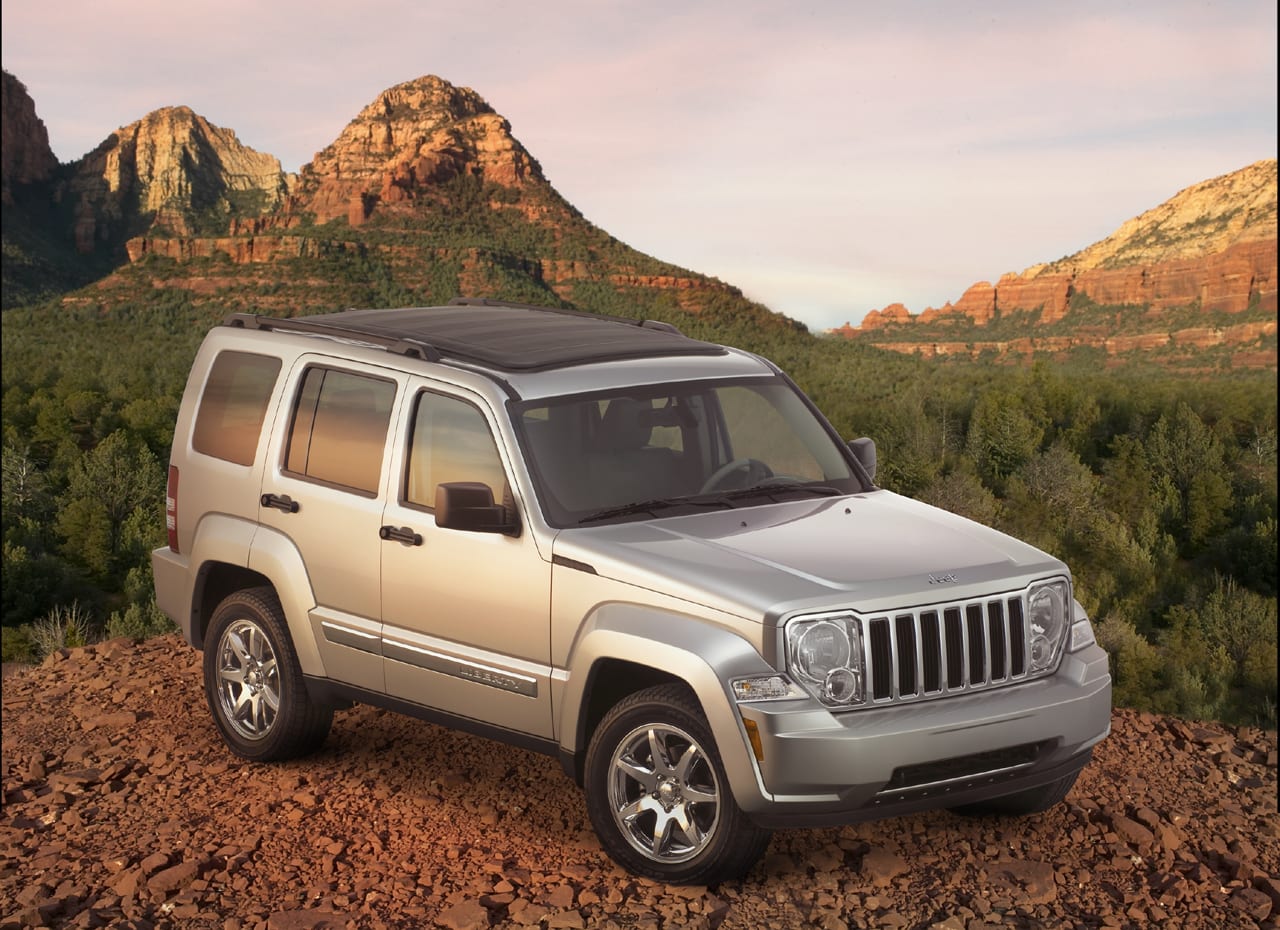New York auto Show: All-new 2008 Jeep Liberty with Sky