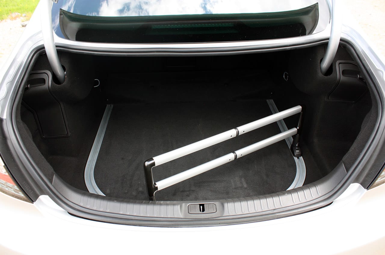 First Drive: 2010 Saab 9-5 proves being born from chaos