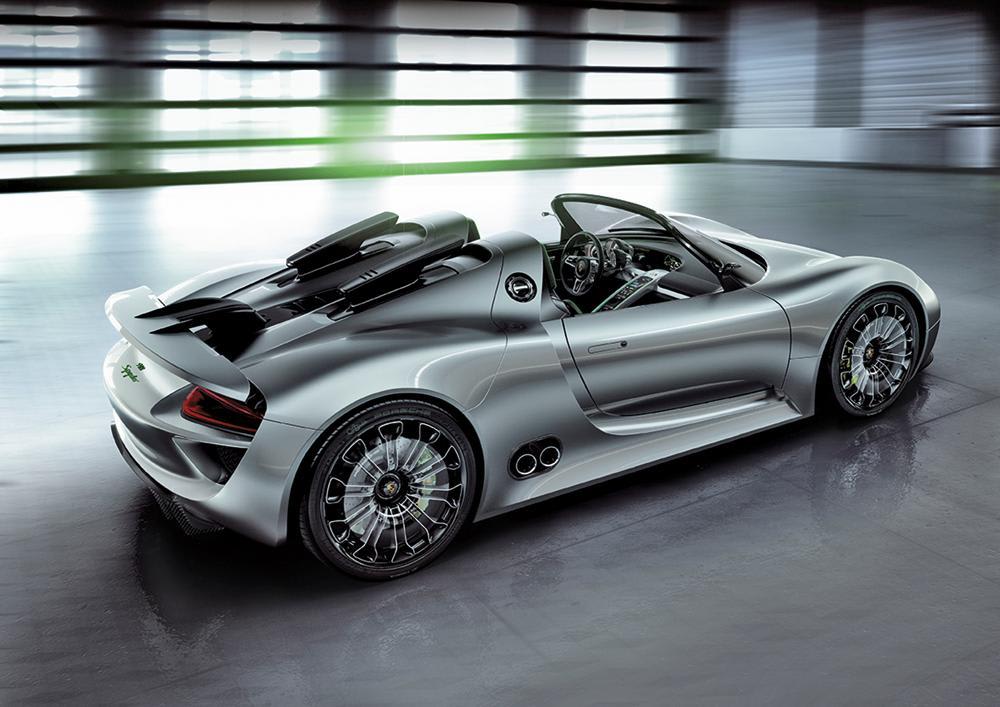 Porsche 918 Spyder plug-in hybrid concept gets 78 mpg, hits