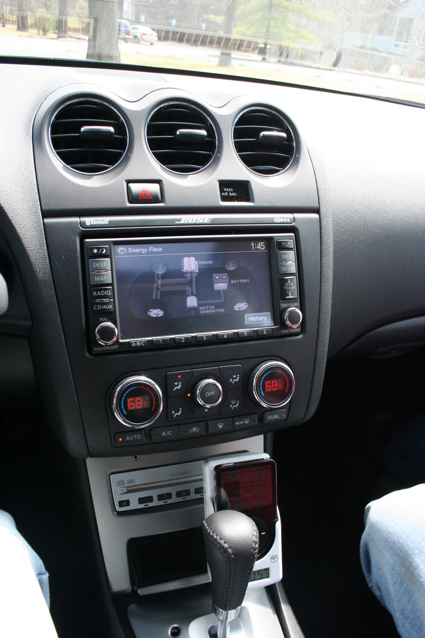 In the AutoblogGreen Garage: 2007 Nissan Altima Hybrid
