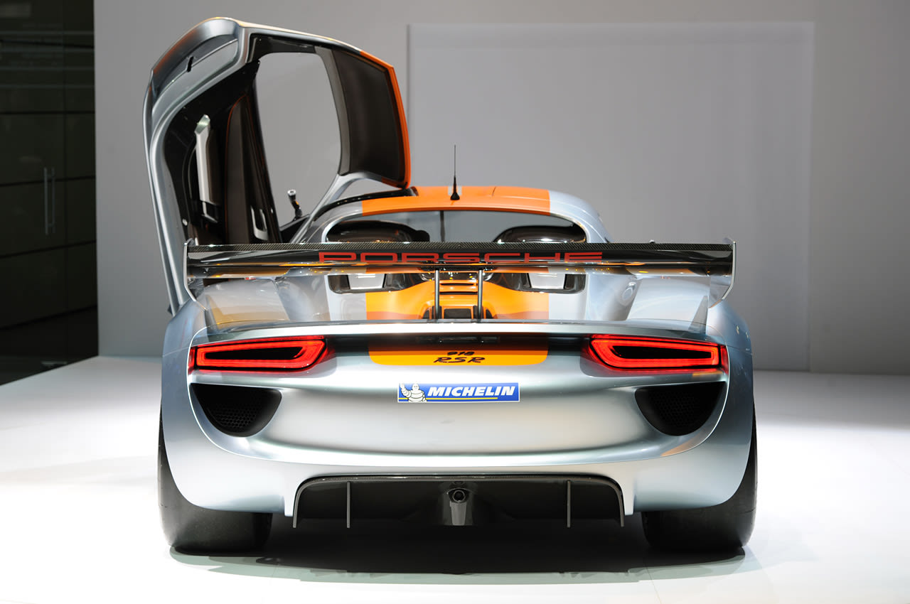 Detroit 2011: Porsche 918 RSR racer is a single-seat dream