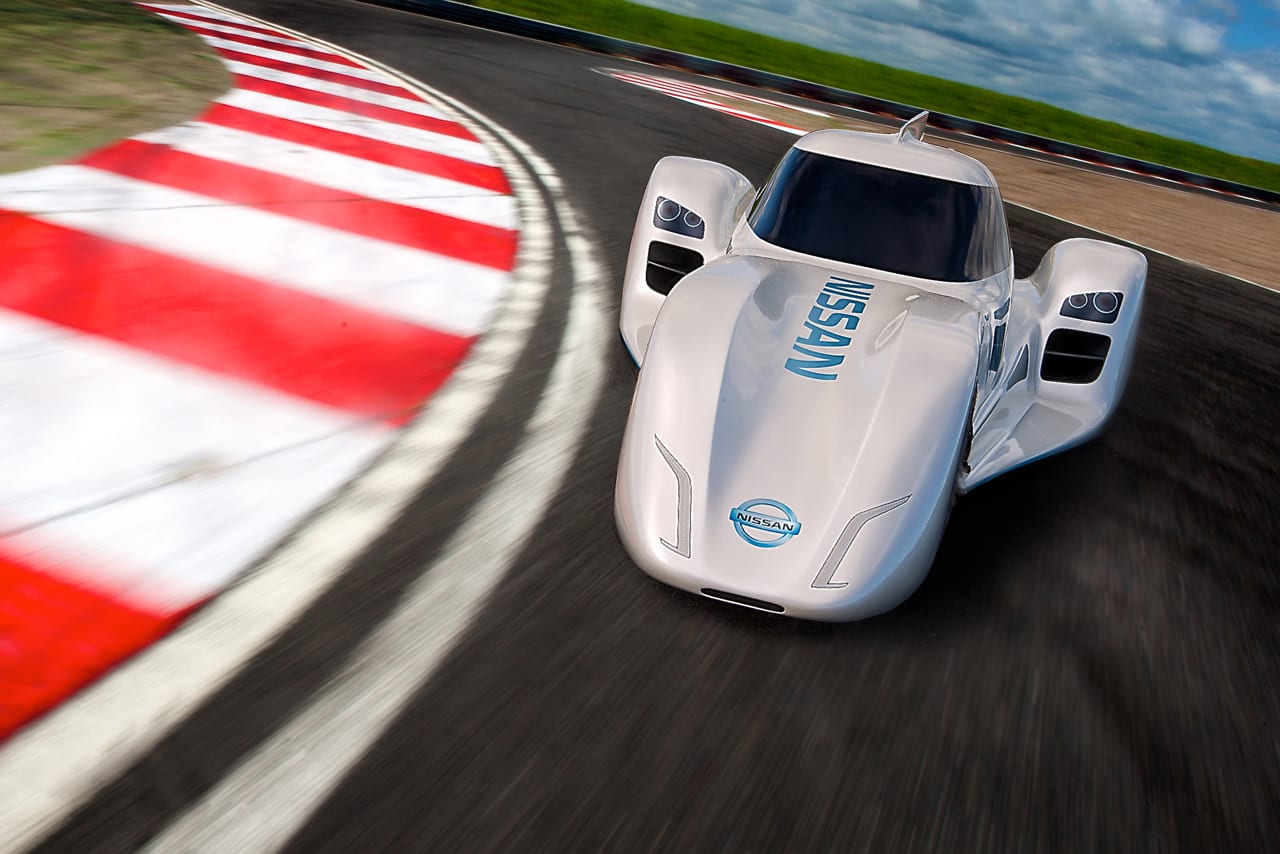 【Le Mans】 Nissan shows off Le Mans Prototype, says it's world's