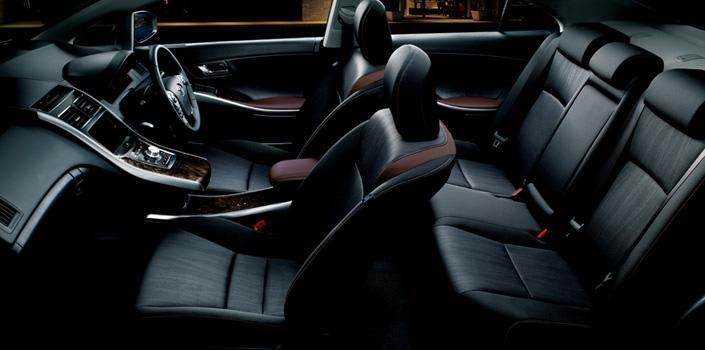 Toyota's refreshed Sai is a Lexus HS by any other name