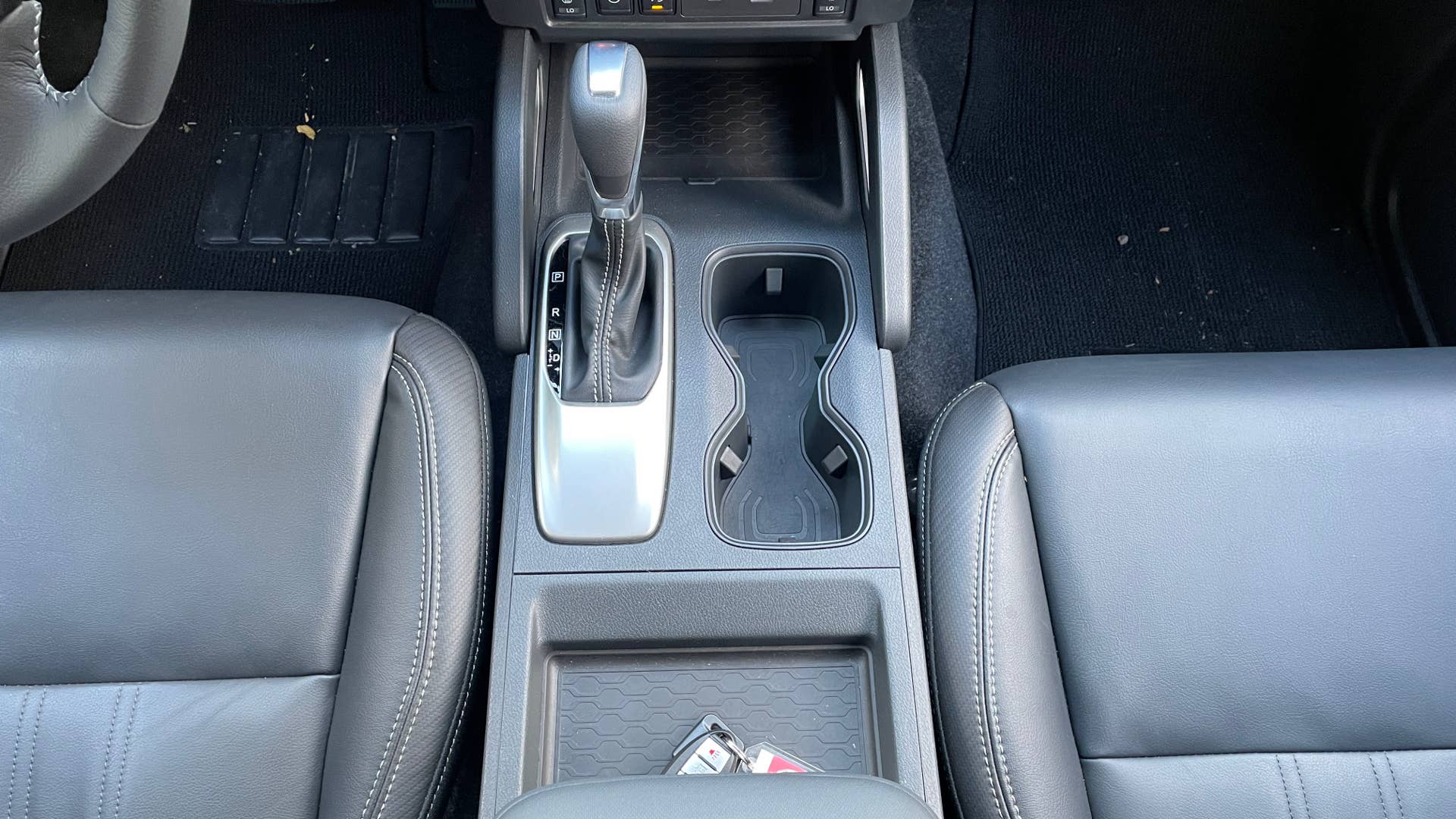 2024 Nissan Frontier Review: The driver's choice in an array of ...
