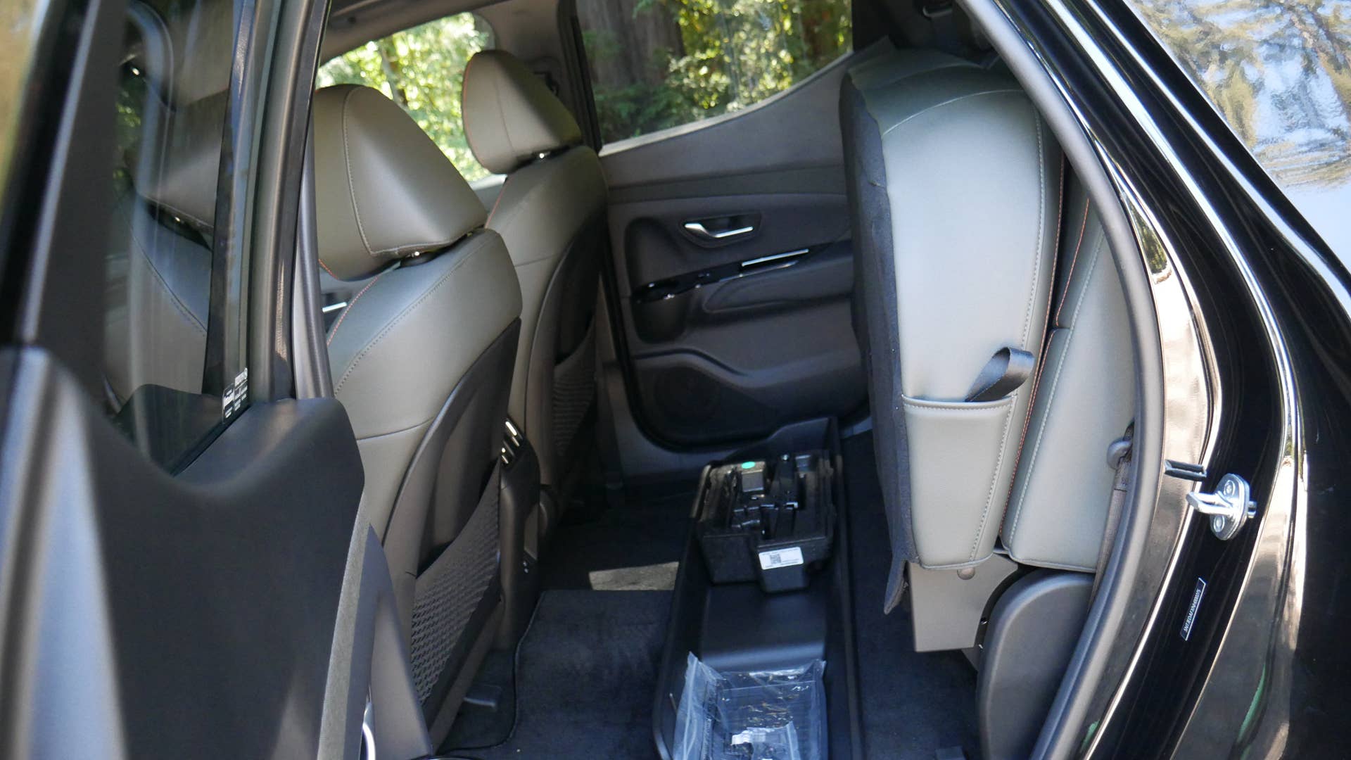 2024 Hyundai Santa Cruz Review: When you don't need to tow a space ...