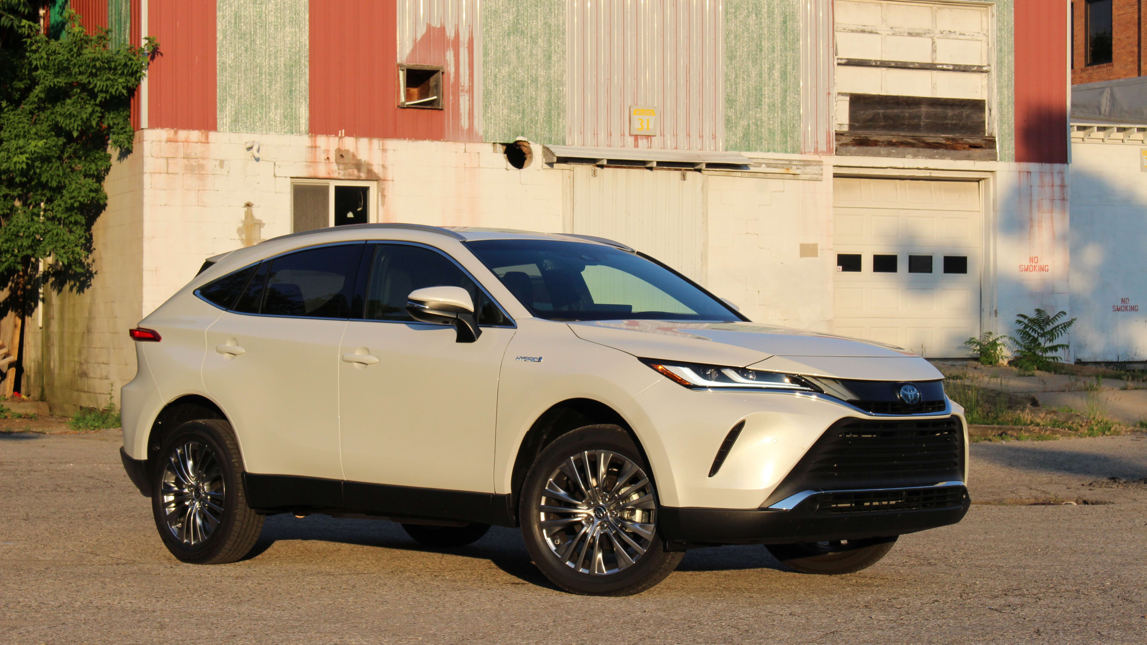 2024 Toyota Venza Review: Want a ritzier RAV4 Hybrid? A cheaper NX? Try ...