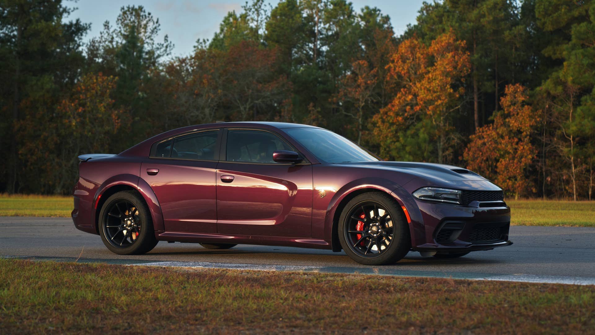 2021 Dodge Charger SRT Hellcat Redeye Widebody | Sobre Rodas Magazine