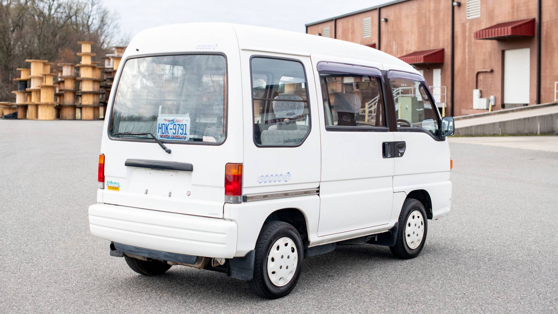 Let's all take a moment to smile at this tiny Subaru van - Autoblog