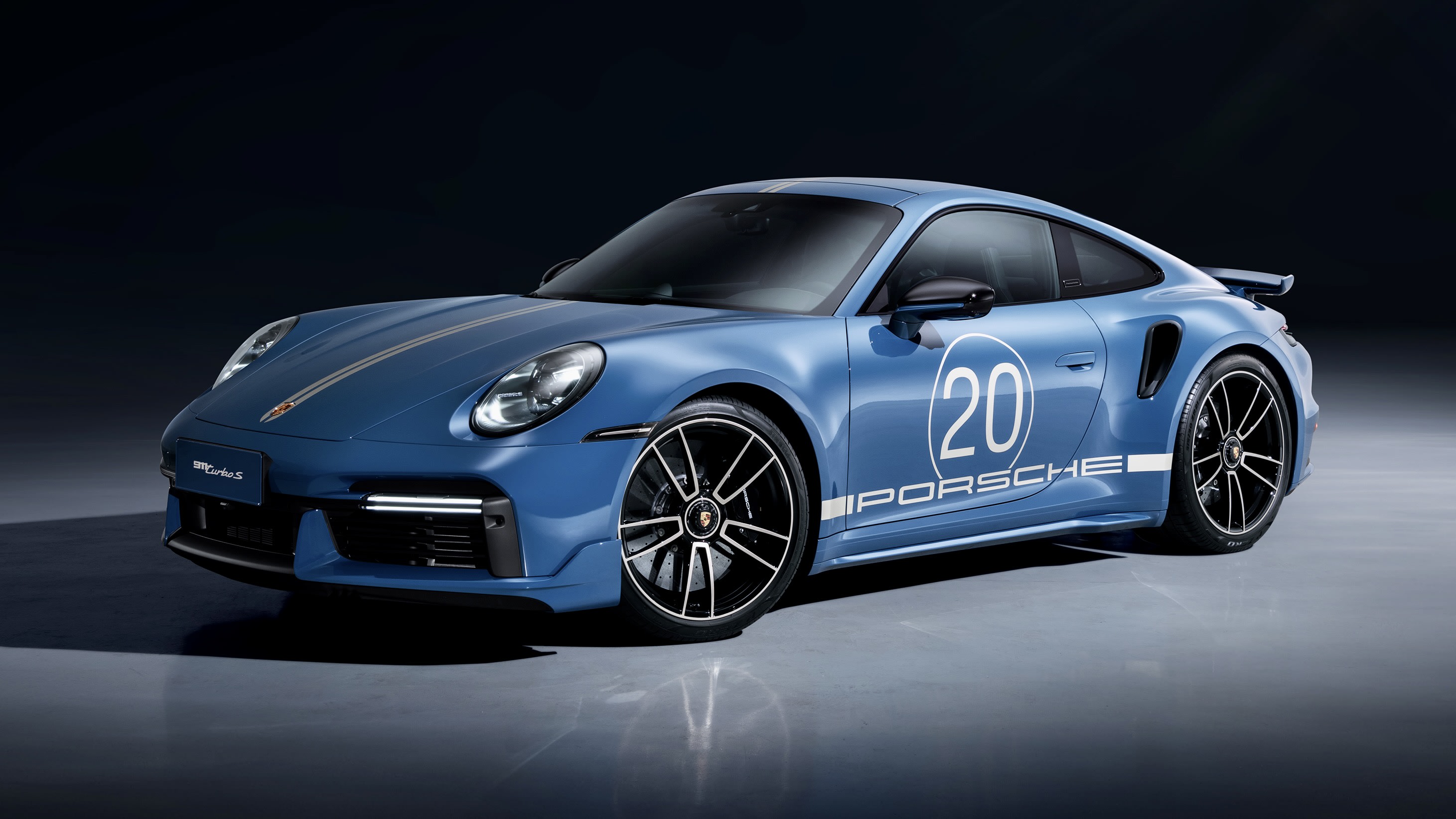 りゅーせー porsche-911-turbo-s-20-years-