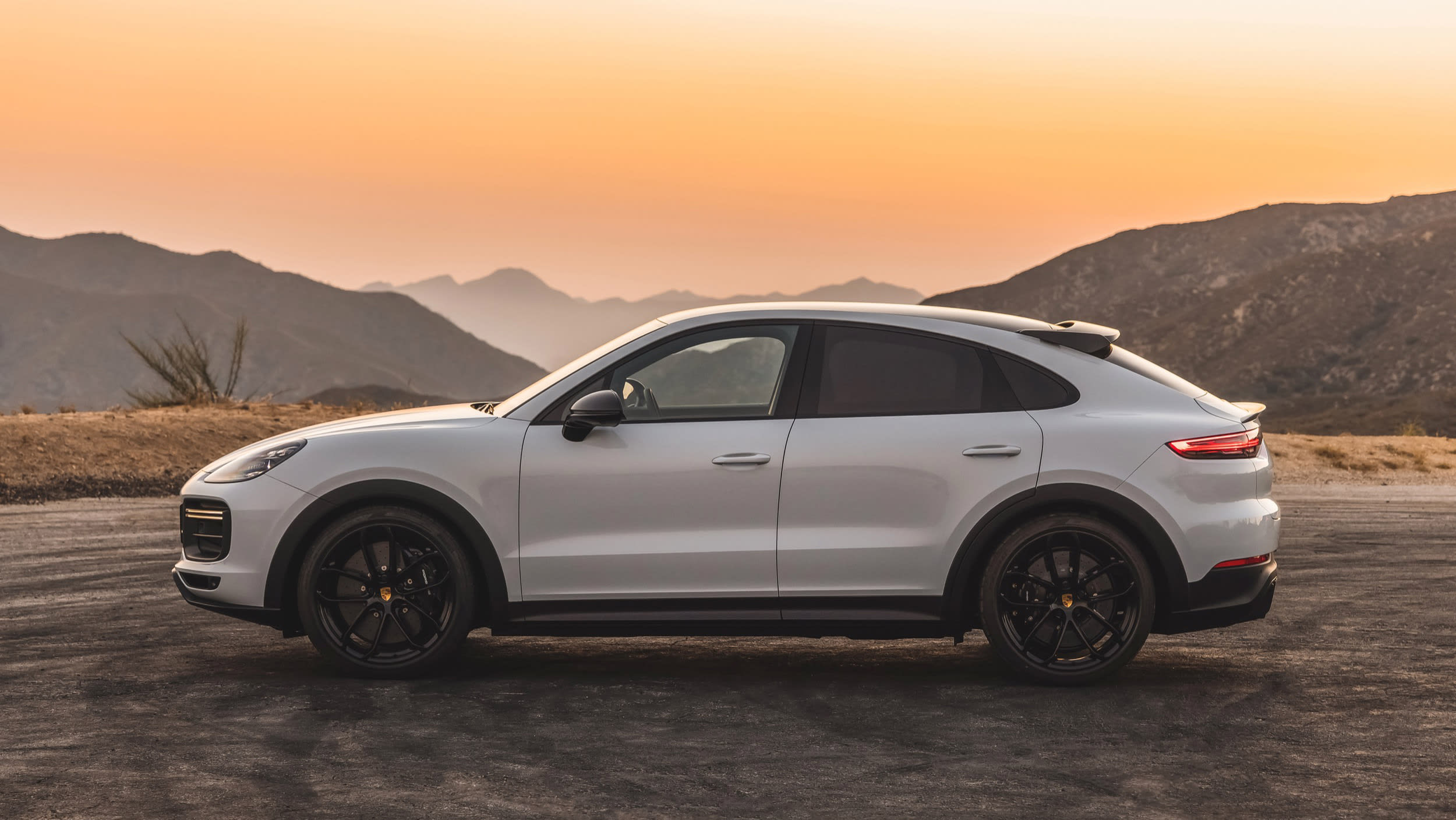 2022 porsche cayenne turbo gt 7