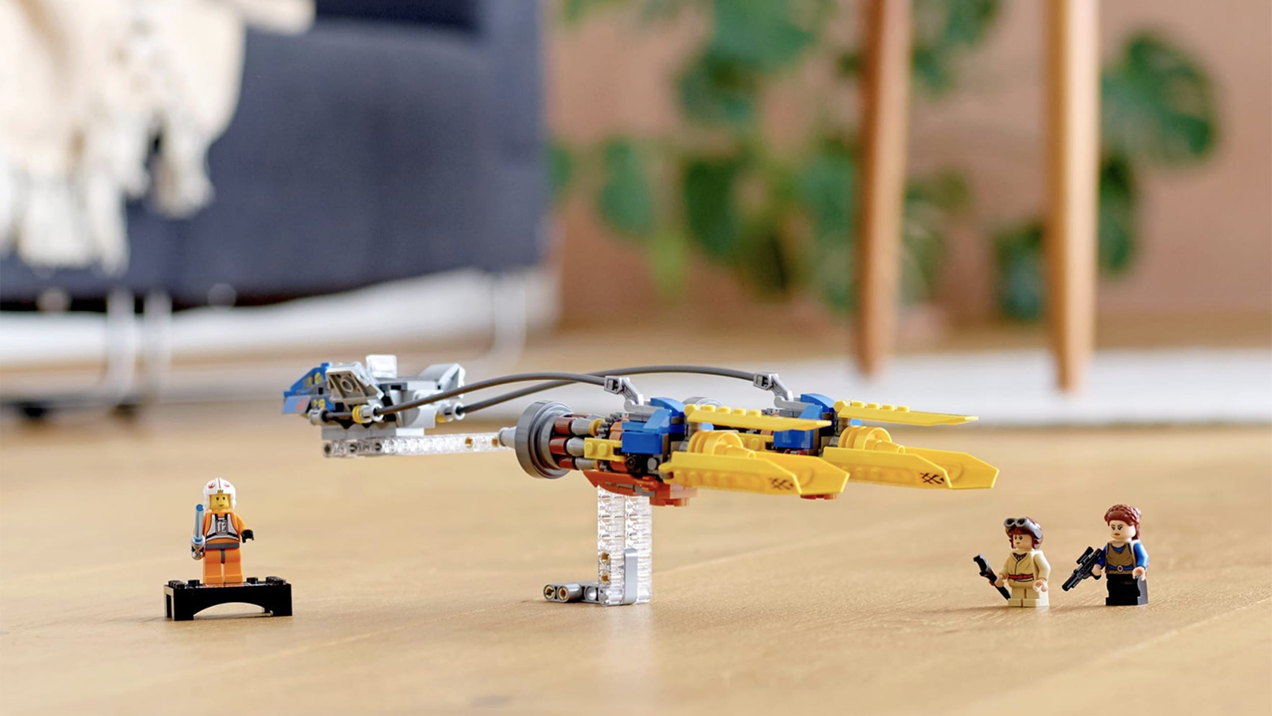 Lego has a kit for the Star Wars Anakin Skywalker Podracer - Autoblog, image size:2498x1406