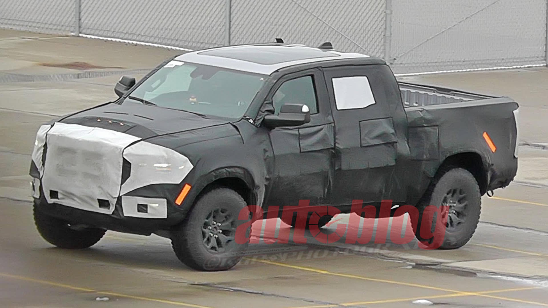 Ram 1500 Rebel TRX reveals hood scoop-mounted marker lights - Autoblog