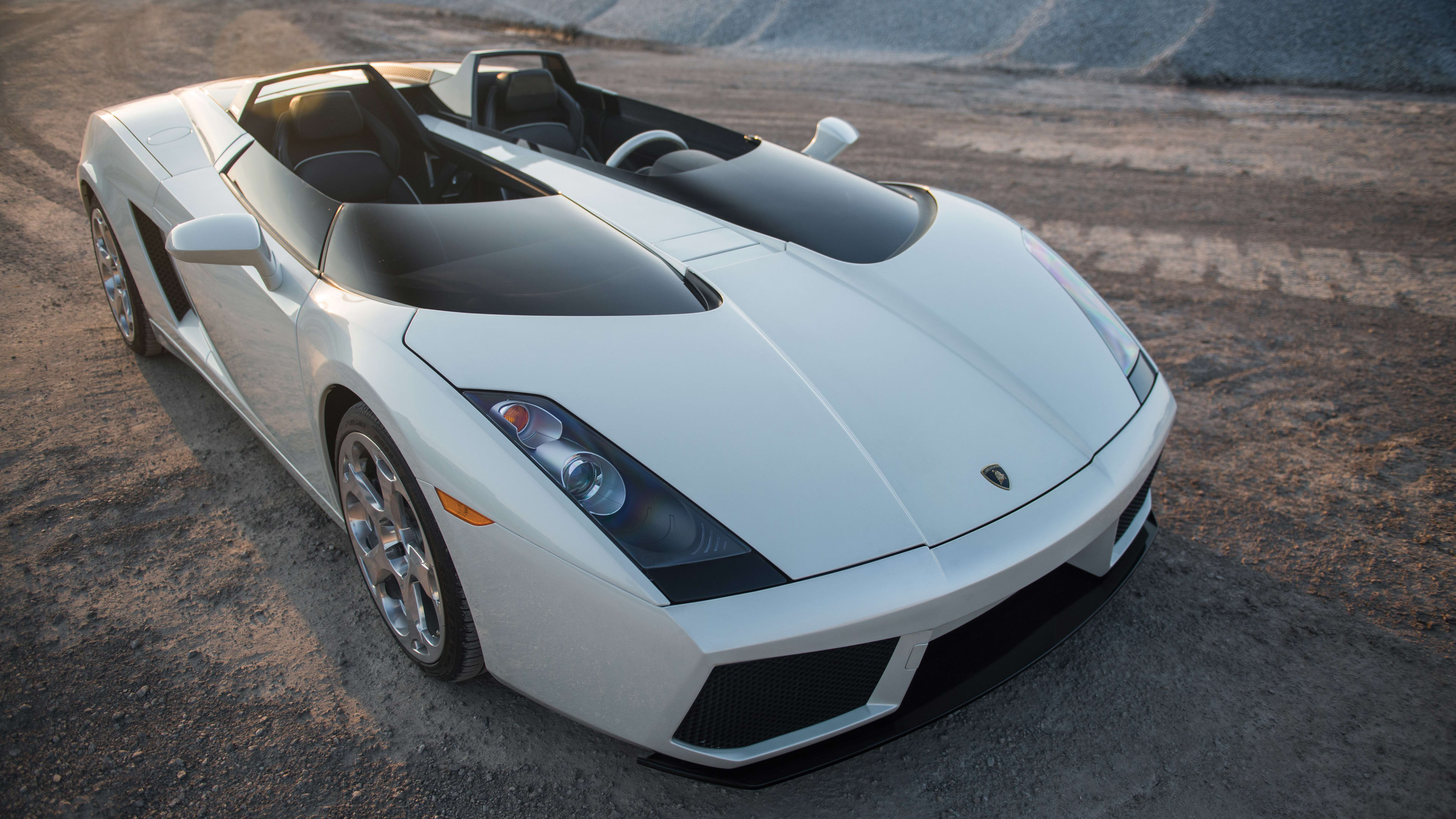 2006 Lamborghini Concept S split-cockpit Gallardo heads to auction