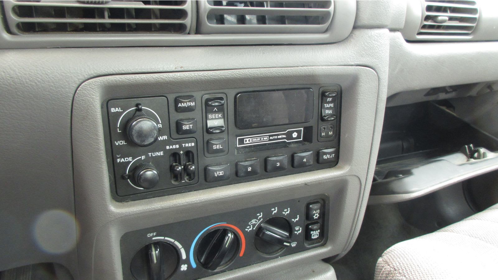Junkyard Gem: 1997 Eagle Vision ESi - Autoblog