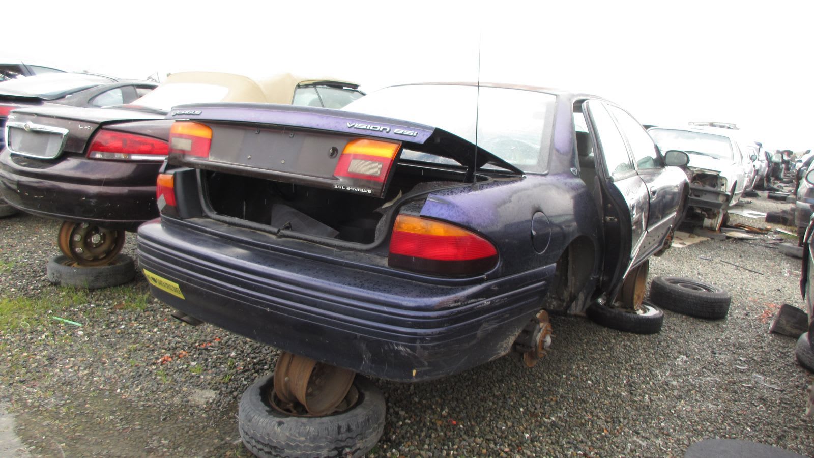 Junkyard Gem: 1997 Eagle Vision ESi - Autoblog