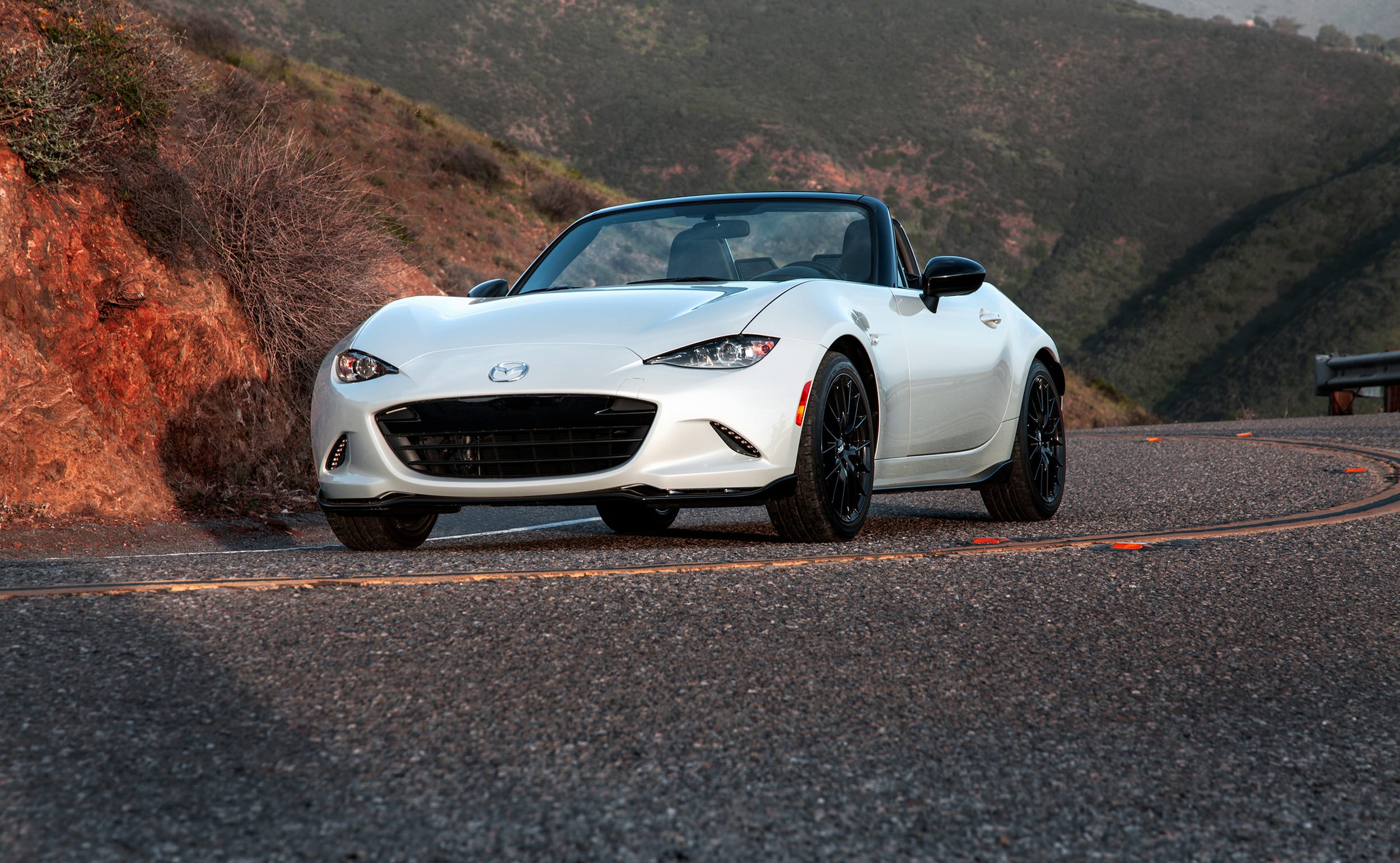 2016 Mazda MX-5 Miata Club and Launch Edition unveiled - Autoblog