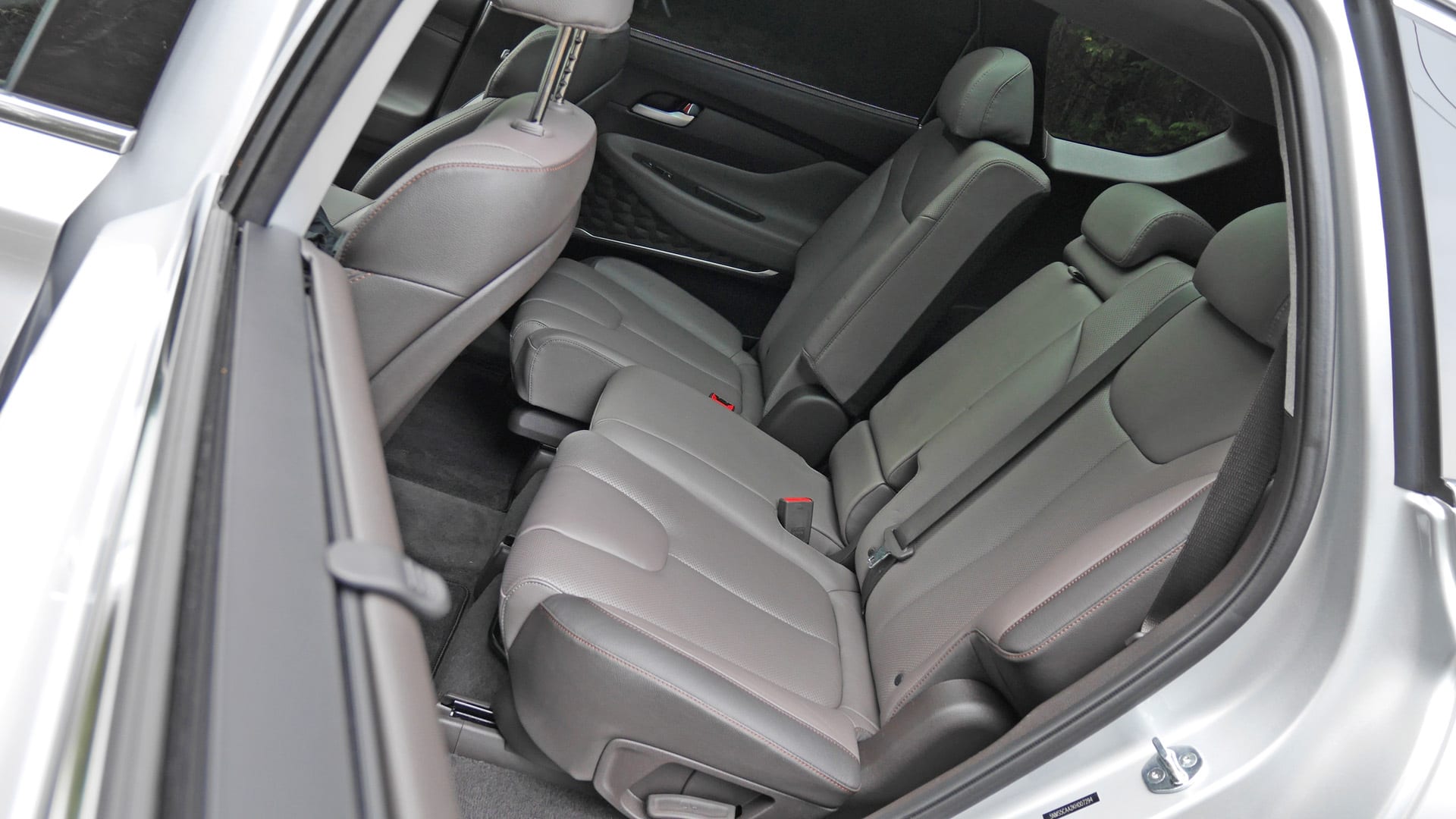 2020 Hyundai Santa Fe Review \u0026 Buying Guide | Well-rounded in-betweener -  Autoblog, image size:1920x1080