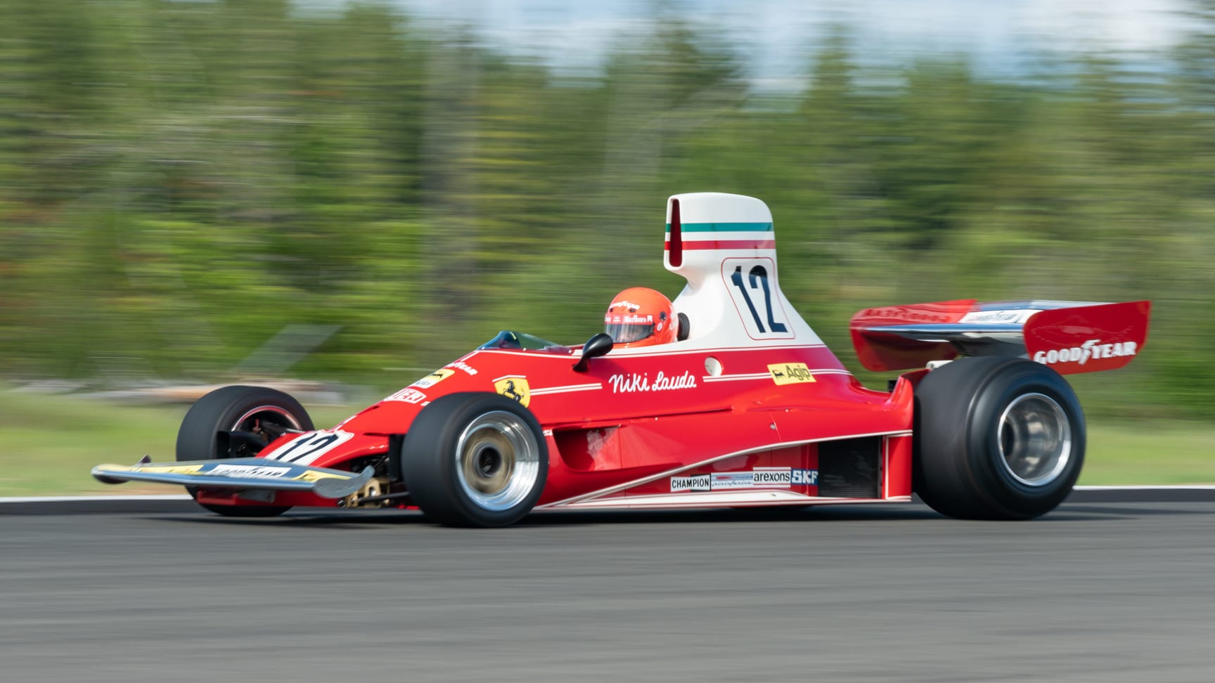 One of Niki Lauda's 1975 championship F1 cars is going to auction - Autoblog