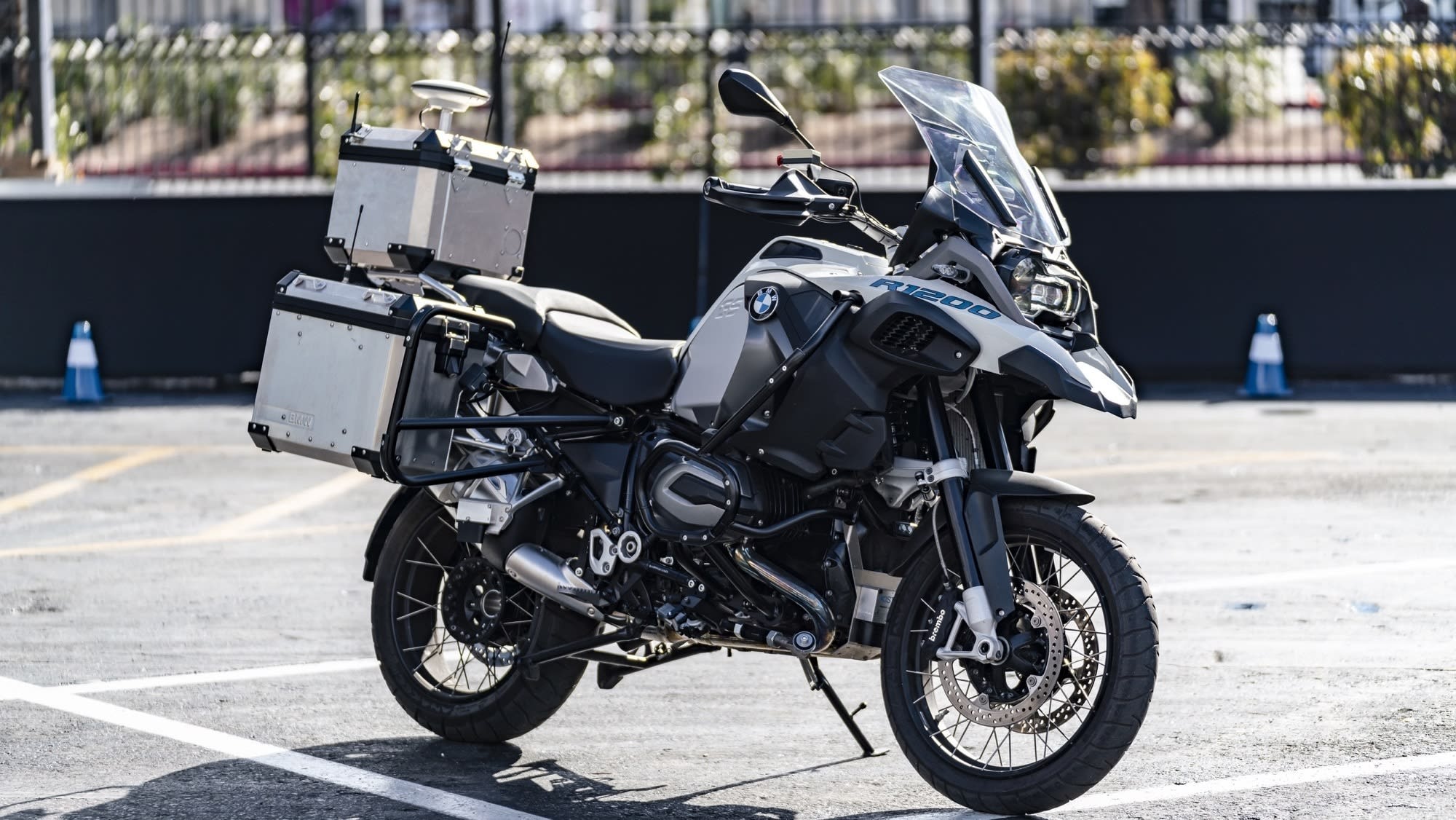 BMW Self-Driving Motorcycle at CES 2019