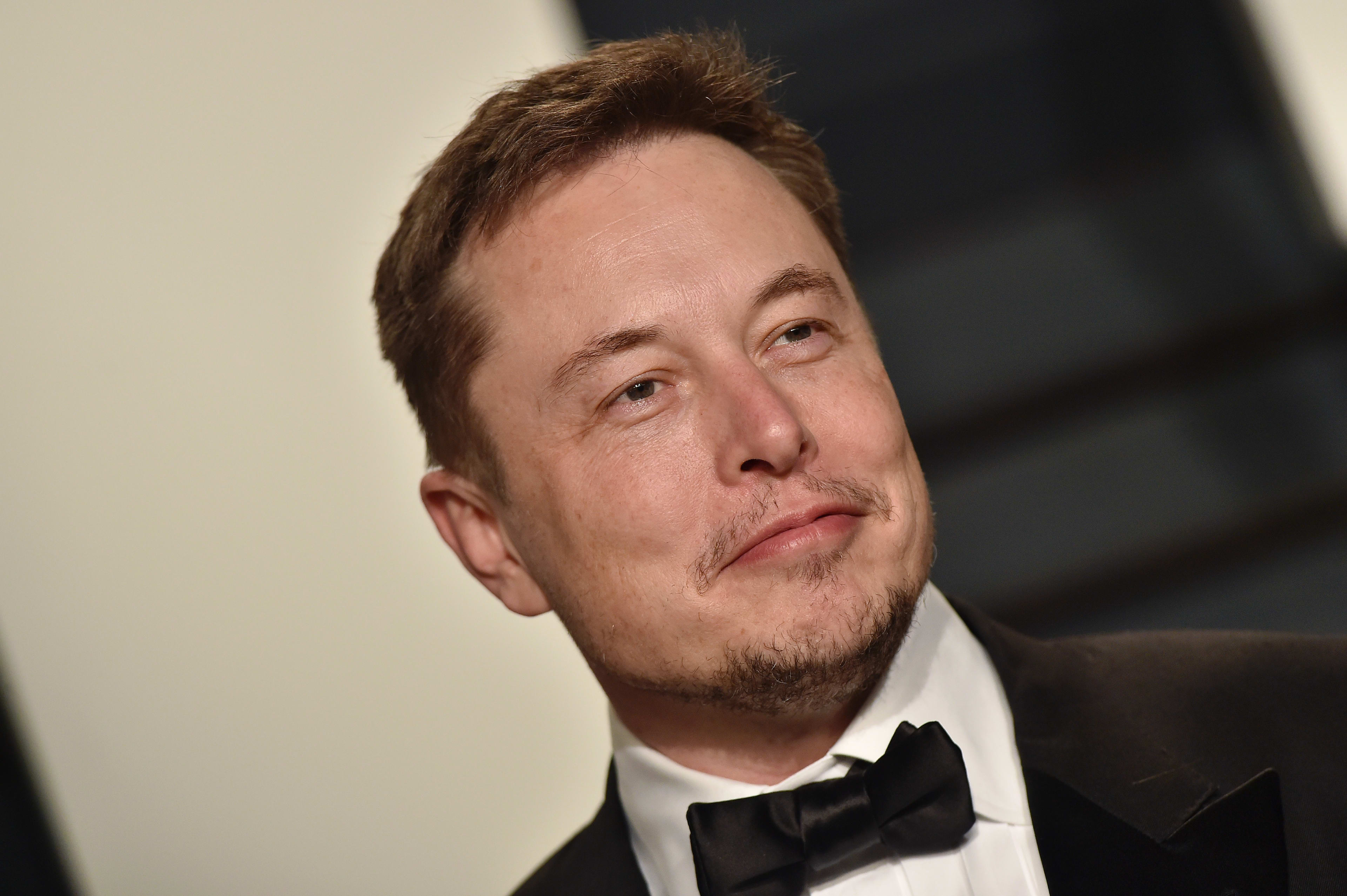 SpaceX CEO Elon Musk arrives at the 2017 Vanity Fair Oscar Party Hosted By Graydon Carter at Wallis Annenberg Center for the Performing Arts on February 26, 2017, in Beverly Hills, California.