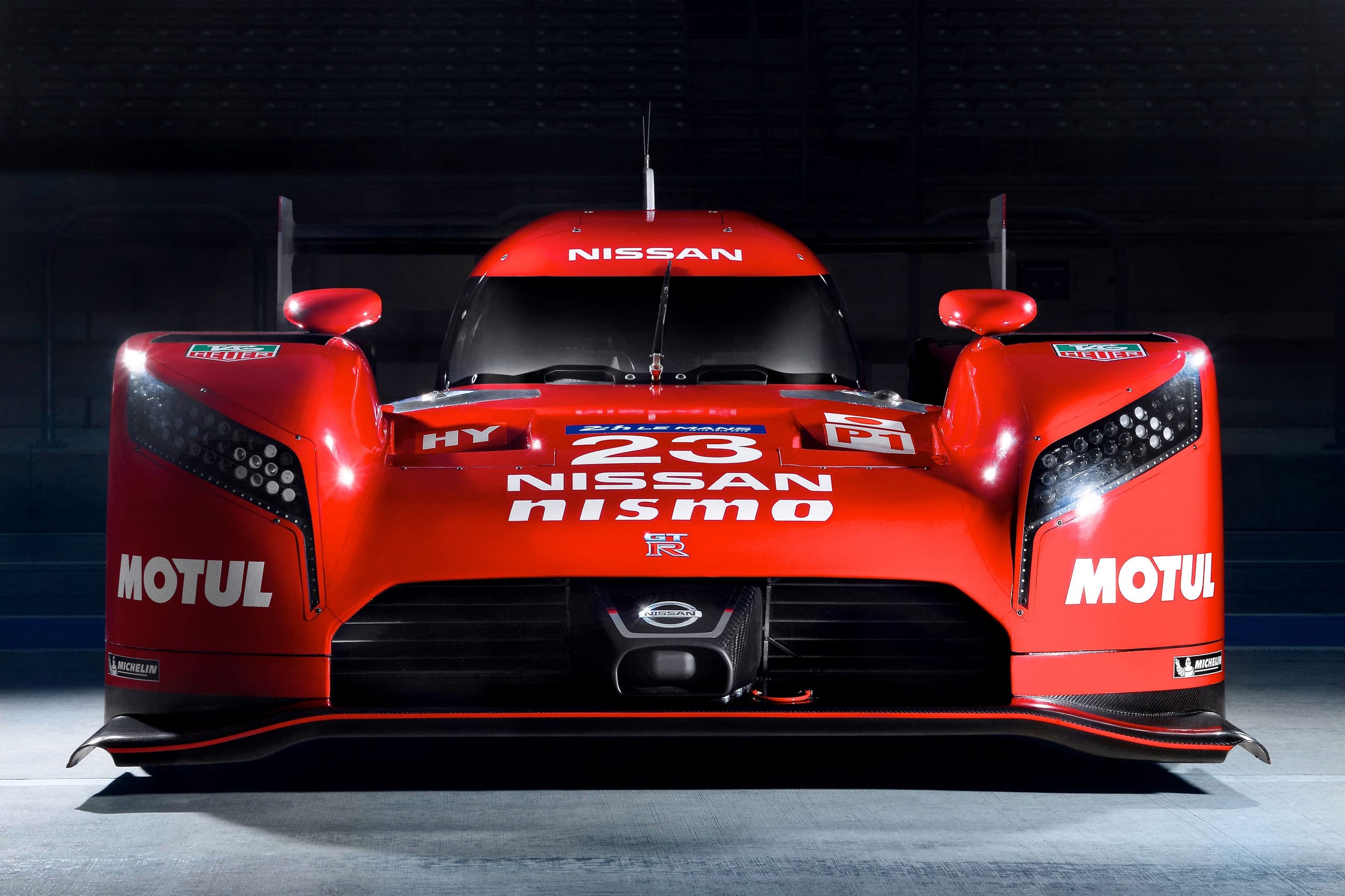 【Le Mans】 Onboard the Nissan VK50 V8 powered Le Mans Prototype