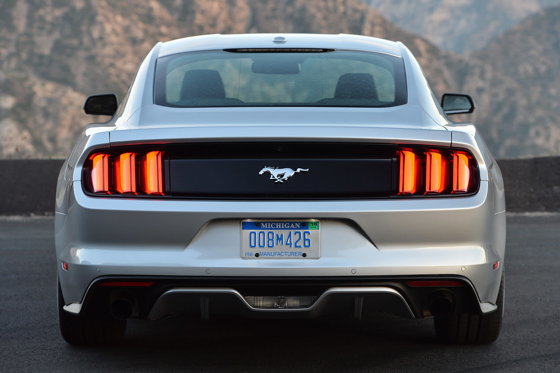 2015 Ford Mustang EcoBoost Review - Autoblog, image size:1920x1280