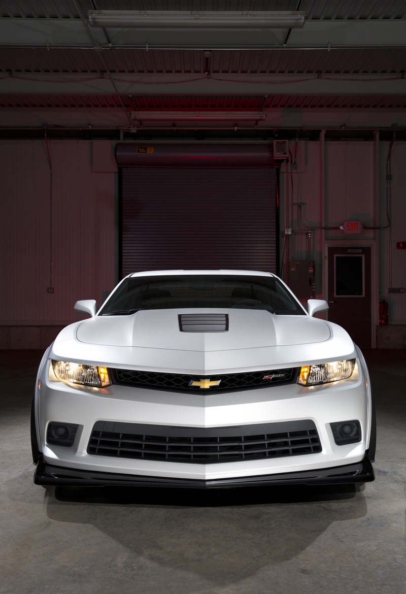 Camaro 14-15 Z28 Splitter Extension – ZL1 Addons, image size:800x1170