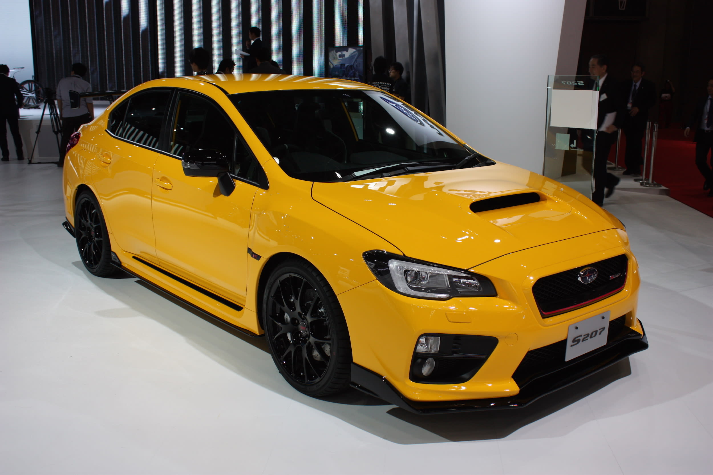 自動車 Subaru WRX STI Type S & S207 NBR スバル WRX STI 2014年モデル S207 NBR CHALLENGE PACKAGEの価格