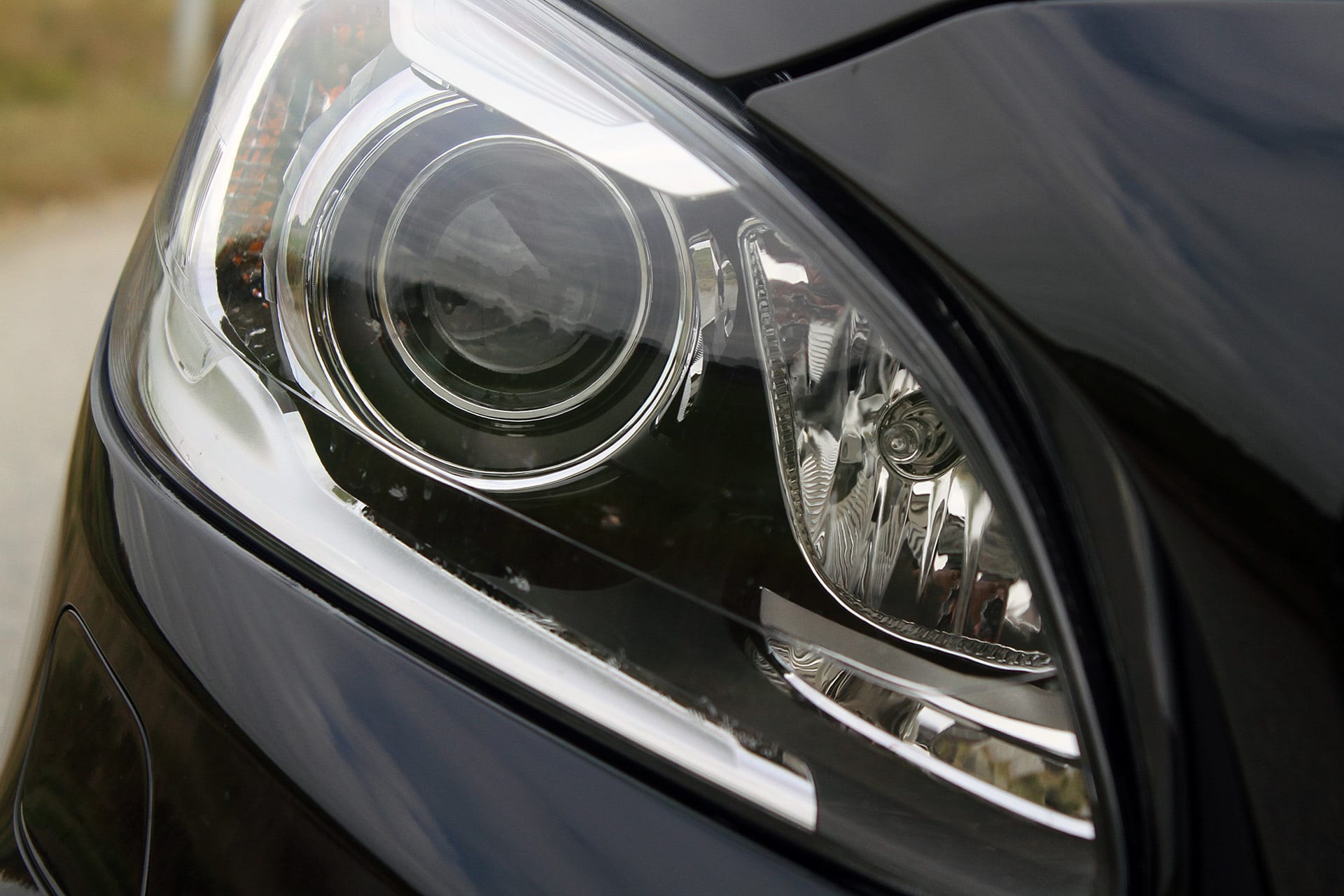 2016 Volvo V60 Polestar headlight