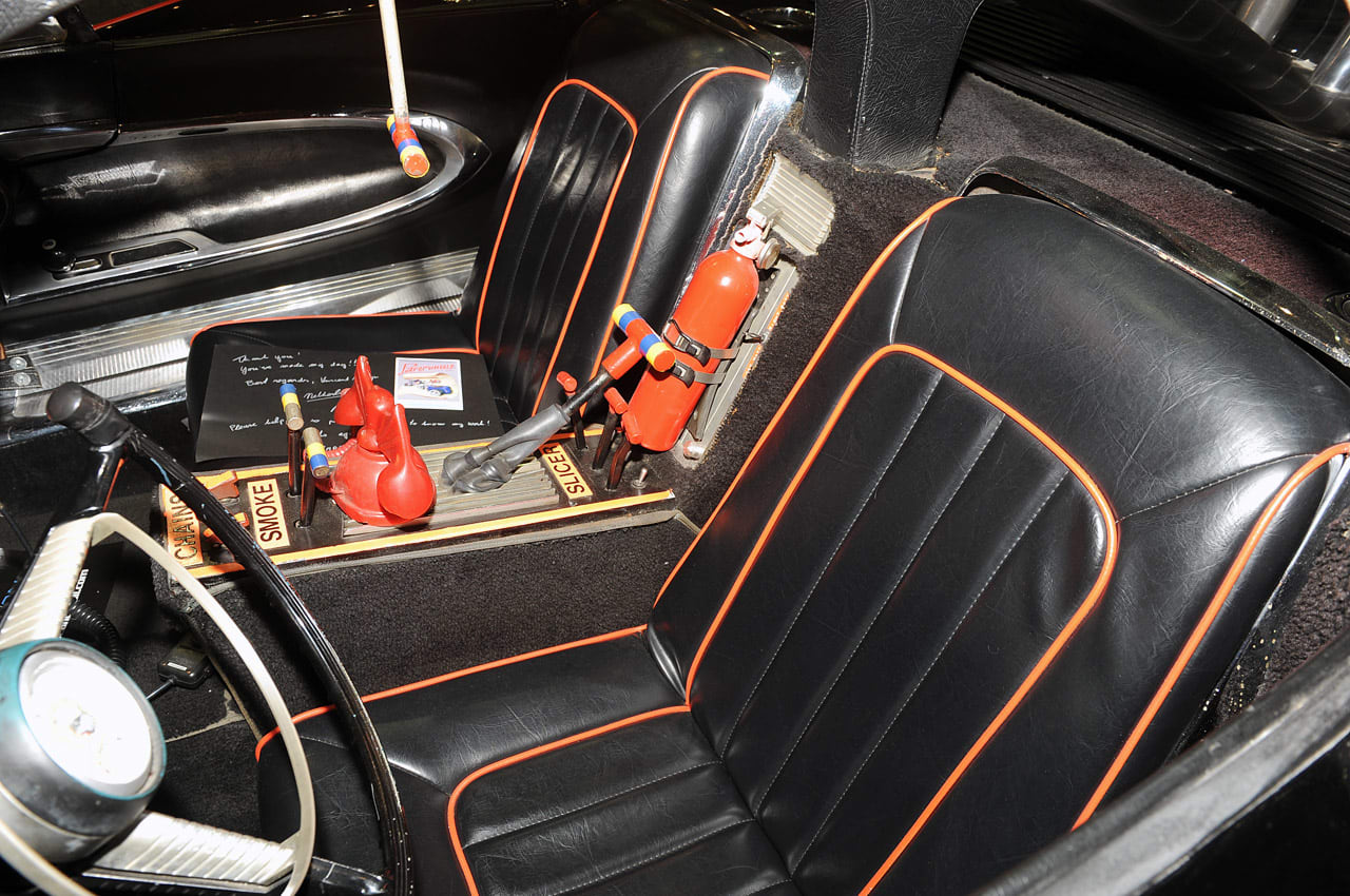 Original 1966 Batmobile sells for an amazing $4,620,000 at Barrett-Jackson  [UPDATE: w/video] - Autoblog, image size:1280x850