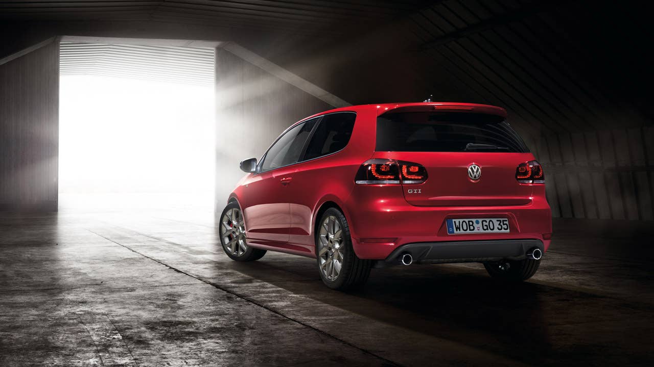 GTI 0 フォルクスワーゲン・ゴルフGTI 「ゴルフGTI」の35周年記念車 