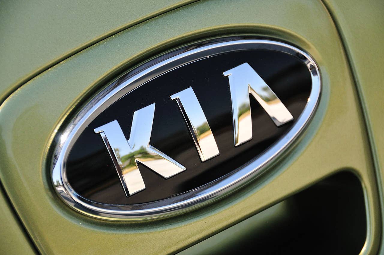 <p> 2012 Kia Soul logo</p>