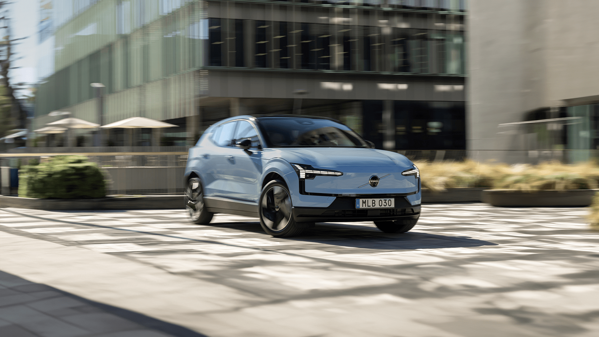 Volvo Has a Plan to Make the EX60 Cheaper Than Rivals with Geely Tech & Cost Cuts 3 Volvo EX30