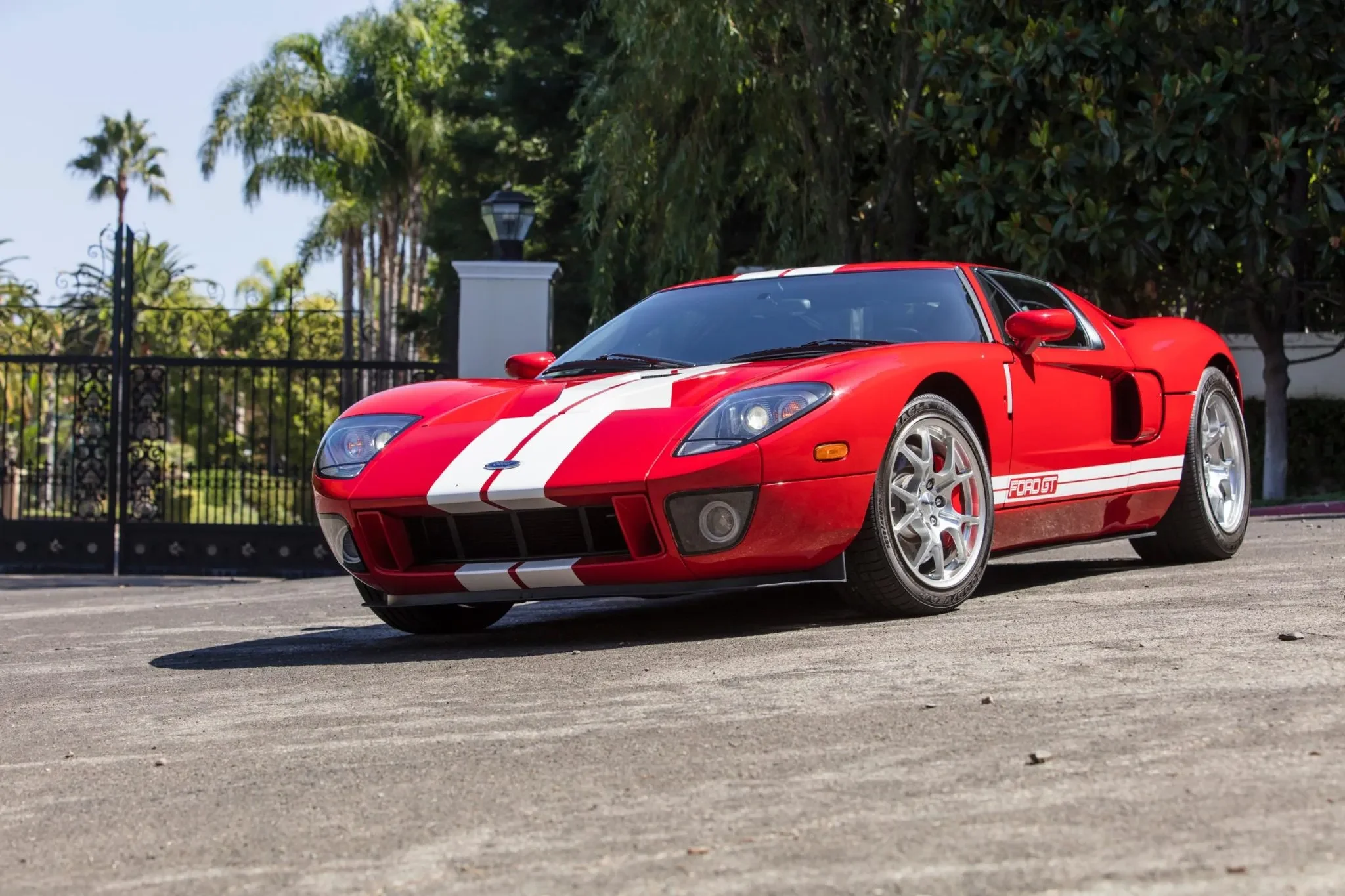 New Ford Racing production road car Reveal Set for January 2026 2 2006 Ford GT