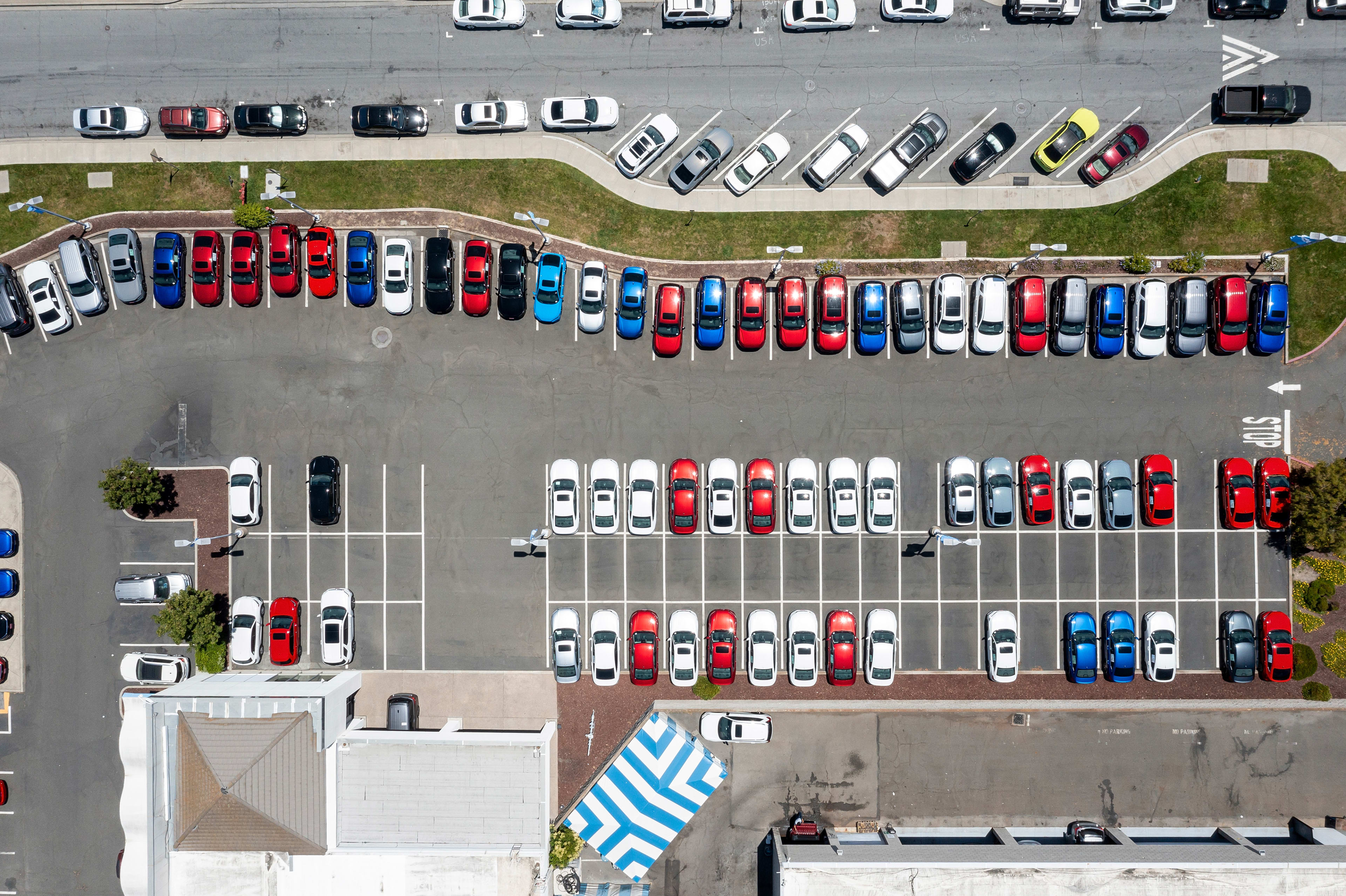 Record Number of Americans Behind on Car Payments, Echoing 2009 Recession Warnings 3 Vehicles for sale at an AutoNation Honda dealership in Fremont, California, US, on Monday, June 24, 2024. The hack that's disrupted business at thousands of car dealerships in North America is now in the process of getting resolved, the targeted software provider CDK Global said. Photographer: David Paul Morris/Bloomberg via Getty Images