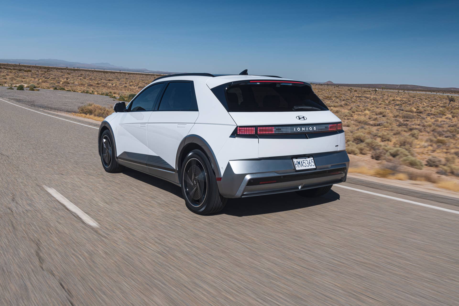 2025-hyundai-ioniq-5-limited-review-when-parametric-meets-eclectic