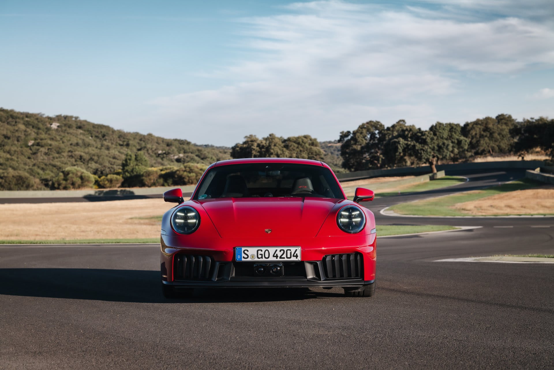 Porsche 992.2 911 Carrera 4 GTS