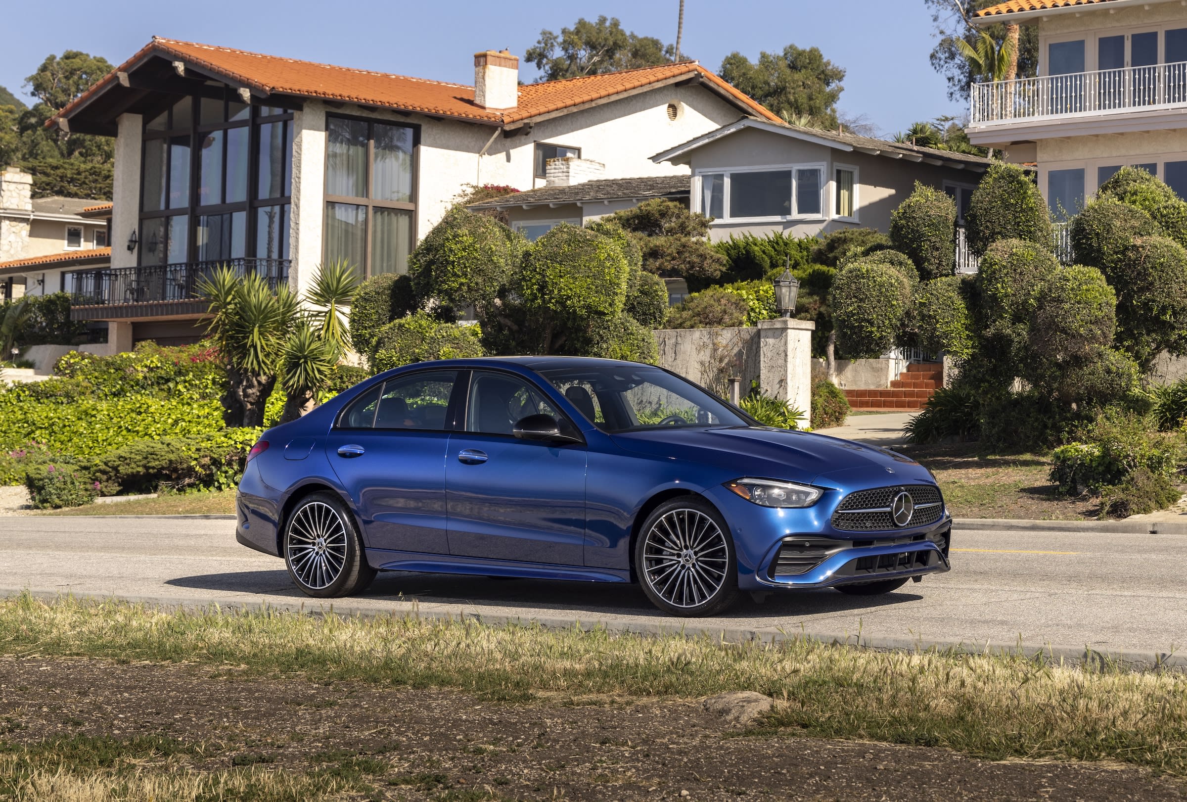 2012 Bentley Mulsanne with 25K Miles Bidding for Mercedes C-Class Money: Unmatched Luxury Value 9 2022 Mercedes-Benz C-Class