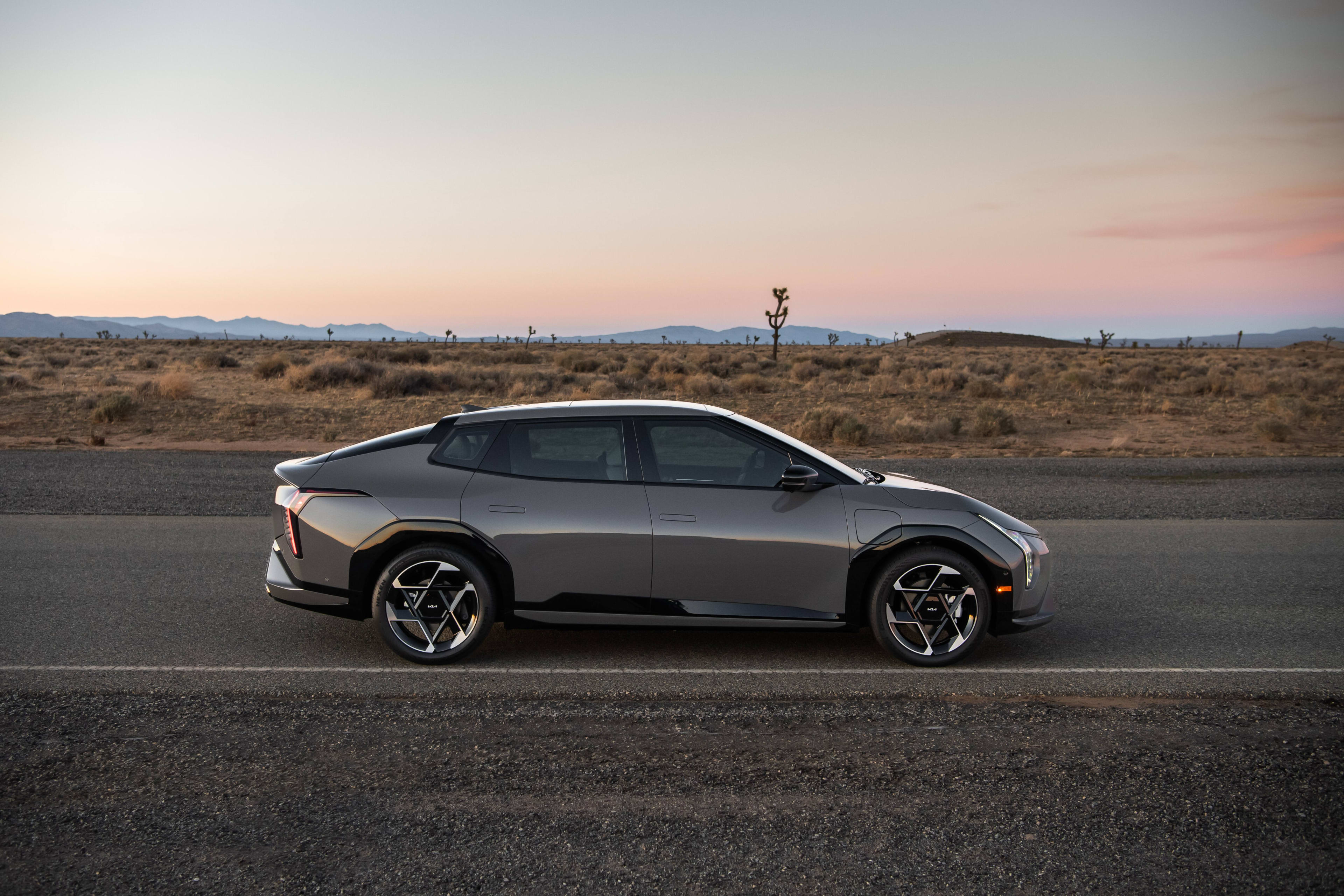 Kia Delays EV4 Launch, Confirms EV3 Crossover for U.S. After EV Sales Collapse 50%+ 2 2026 ev4 891840