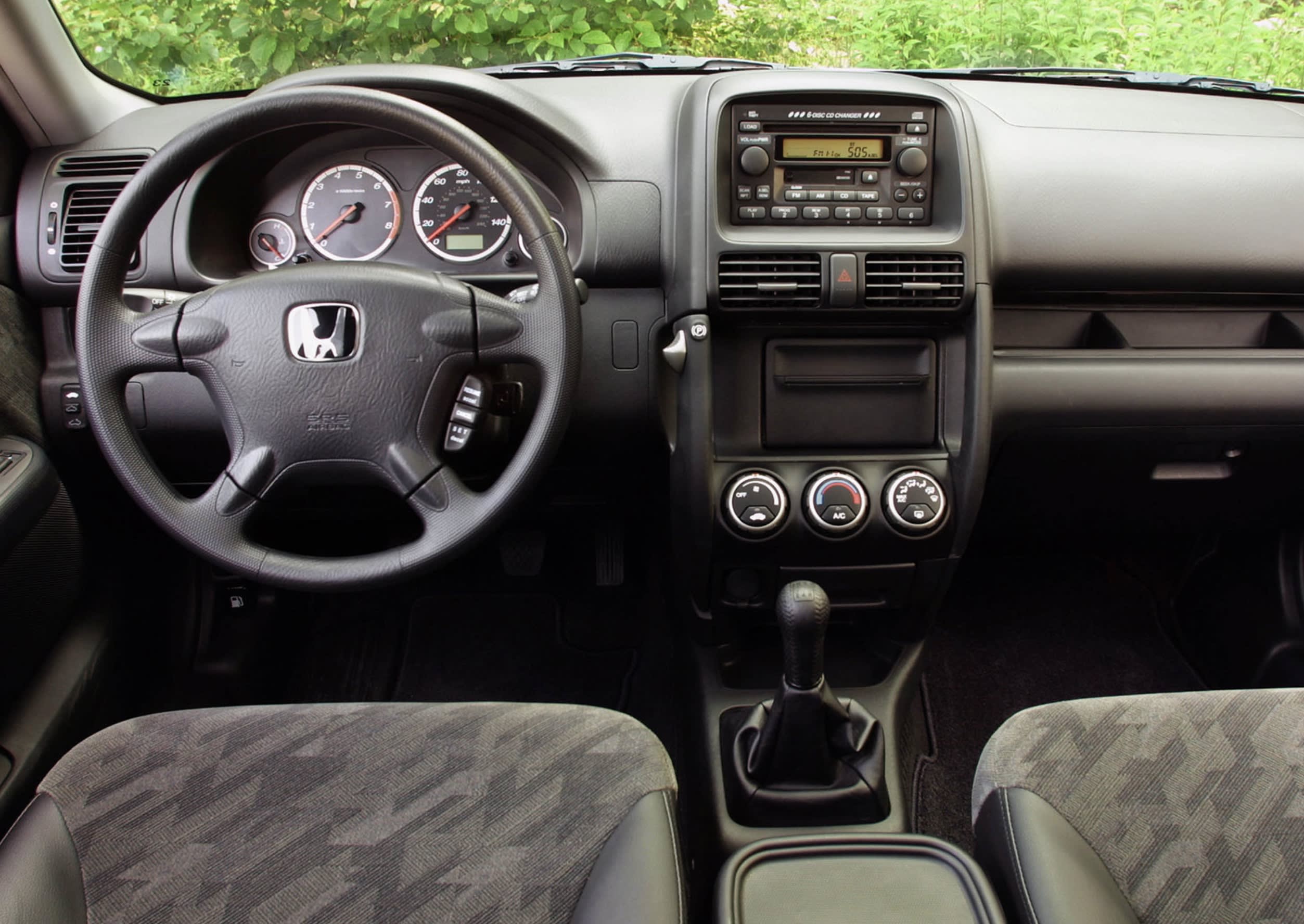 2003 Honda CR-V interior