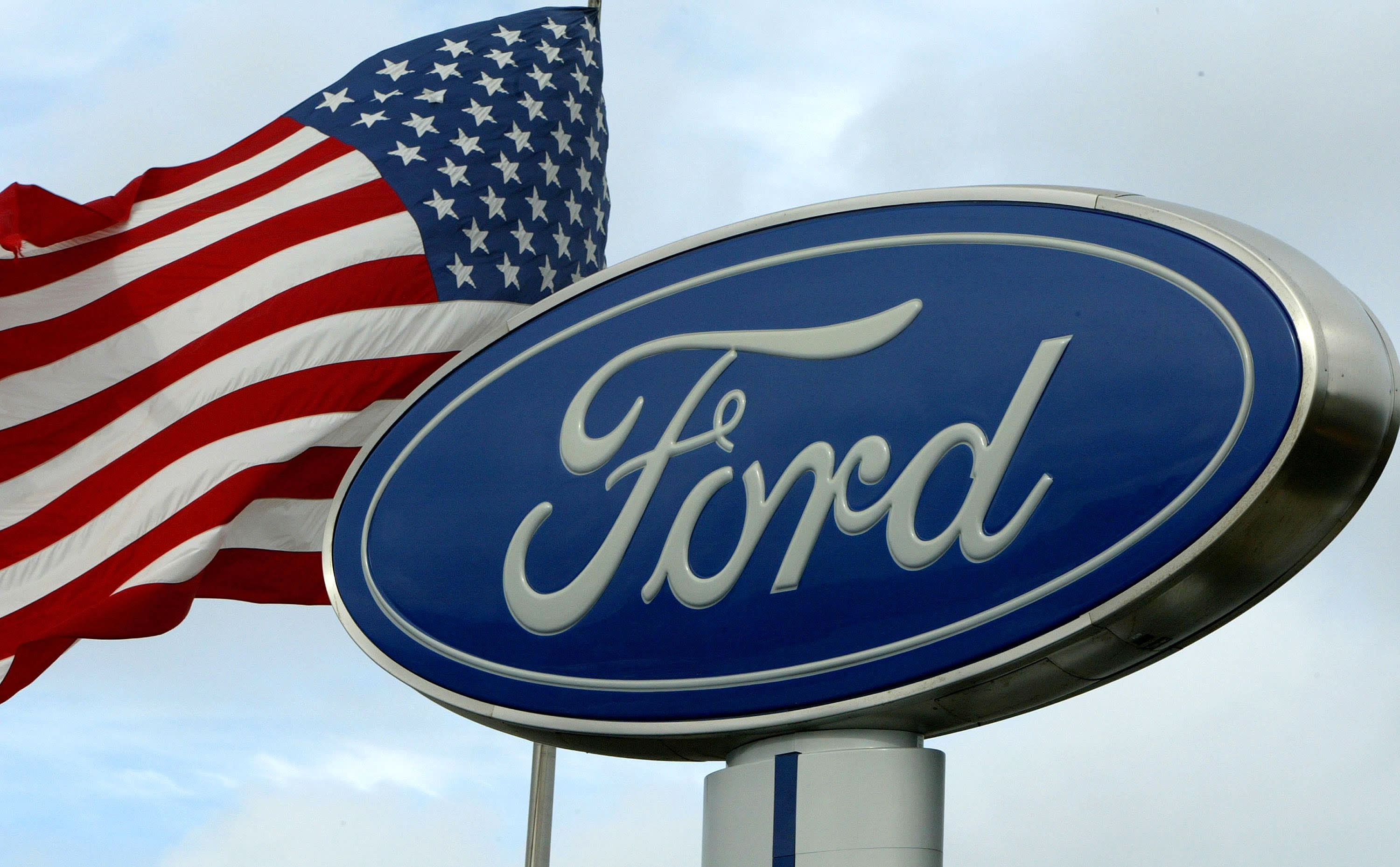 Record Number of Americans Behind on Car Payments, Echoing 2009 Recession Warnings 2 Ford dealer in San Bruno, CA