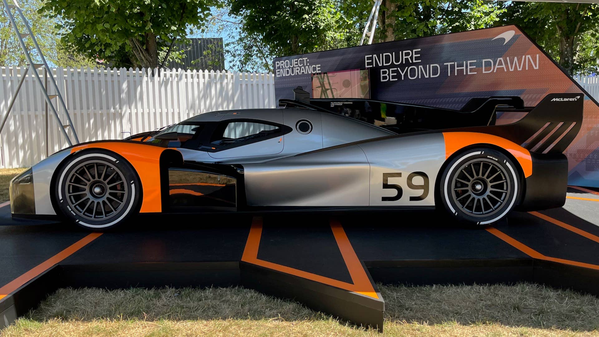 McLaren shows off Le Mans Hypercar in retro livery - Autoblog