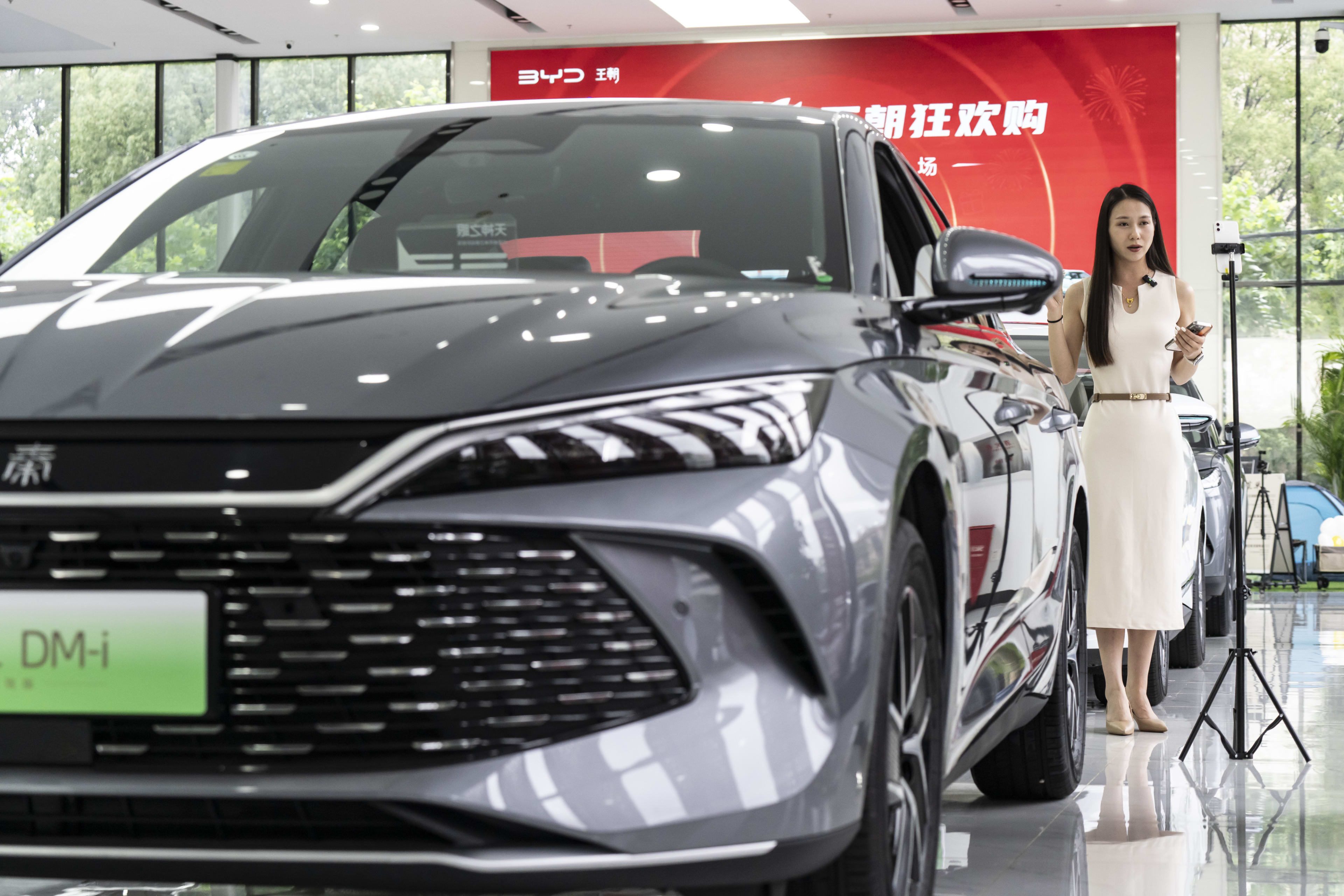 BYD EV Sales Decline 12% in October: Even BYD Can’t Escape Declining EV Sales Amid Global Slowdown 2 BYD Showroom in Shanghai