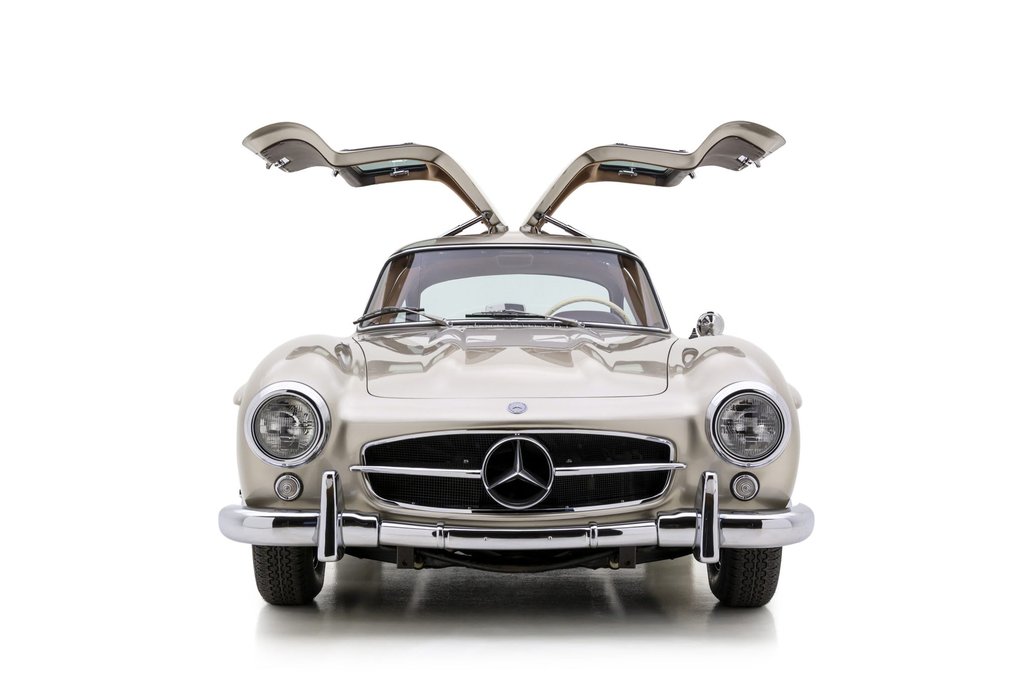 This Mercedes 300SL Gullwing Replica Costs More Than A Ferrari Purosangue